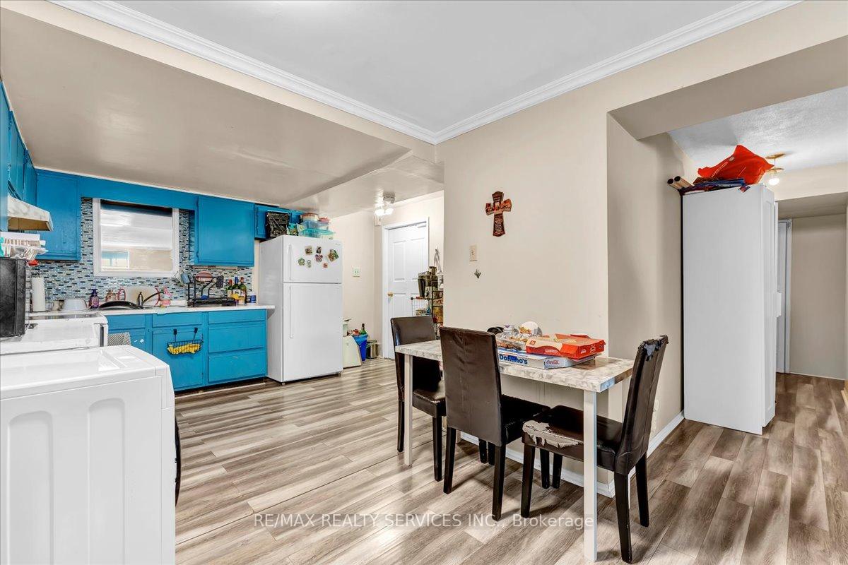 Photo 41 of 108 Candy Crescent, Brampton, Northwood Park — HOMEH