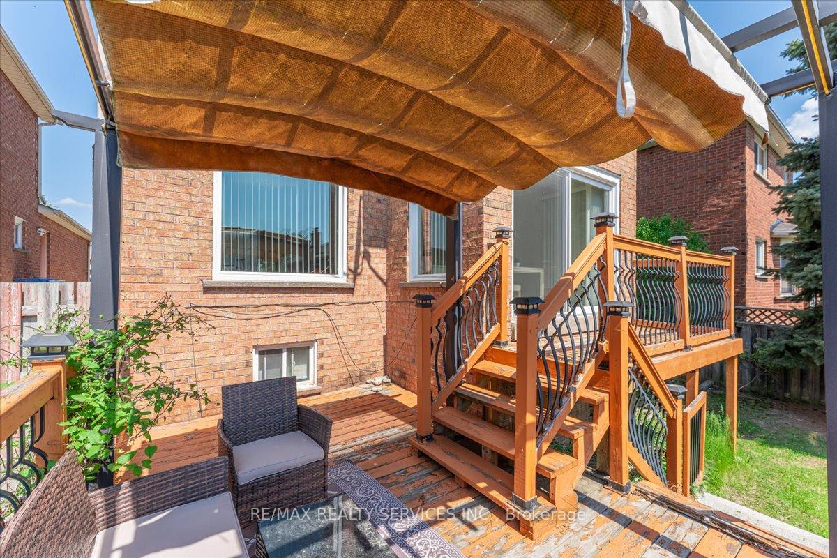 Photo 46 of 108 Candy Crescent, Brampton, Northwood Park — HOMEH