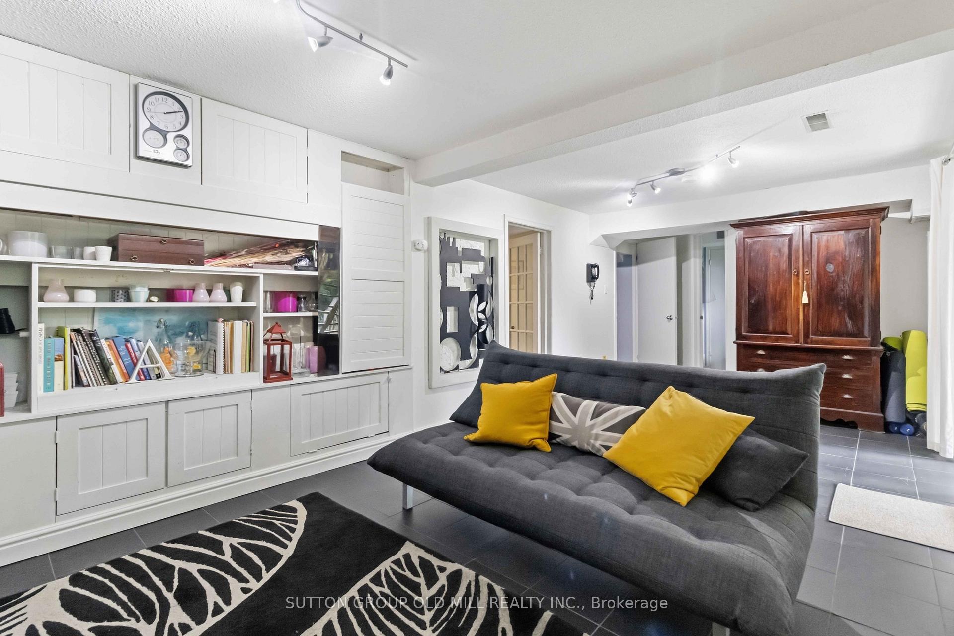 Photo 25 of 2811 Constable Road, Mississauga, Clarkson — HOMEH