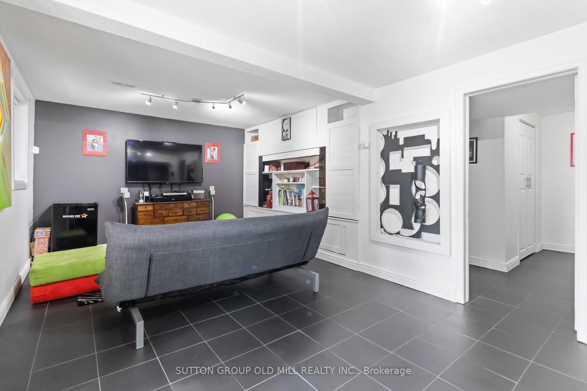 Photo 26 of 2811 Constable Road, Mississauga, Clarkson — HOMEH