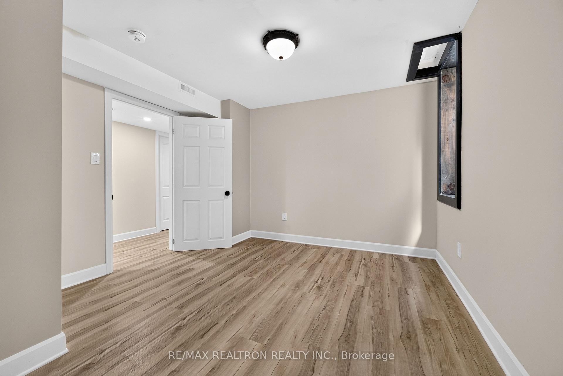 Photo 17 of 40 Carr Drive, Ajax, Central — HOMEH