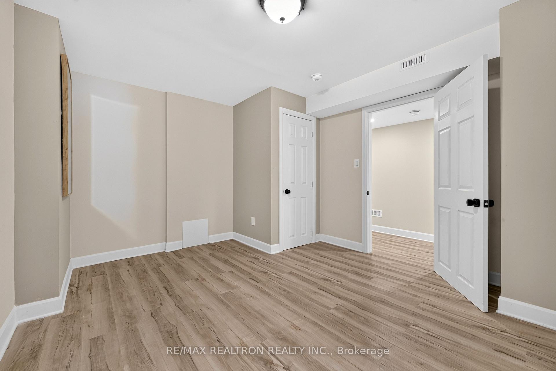Photo 18 of 40 Carr Drive, Ajax, Central — HOMEH