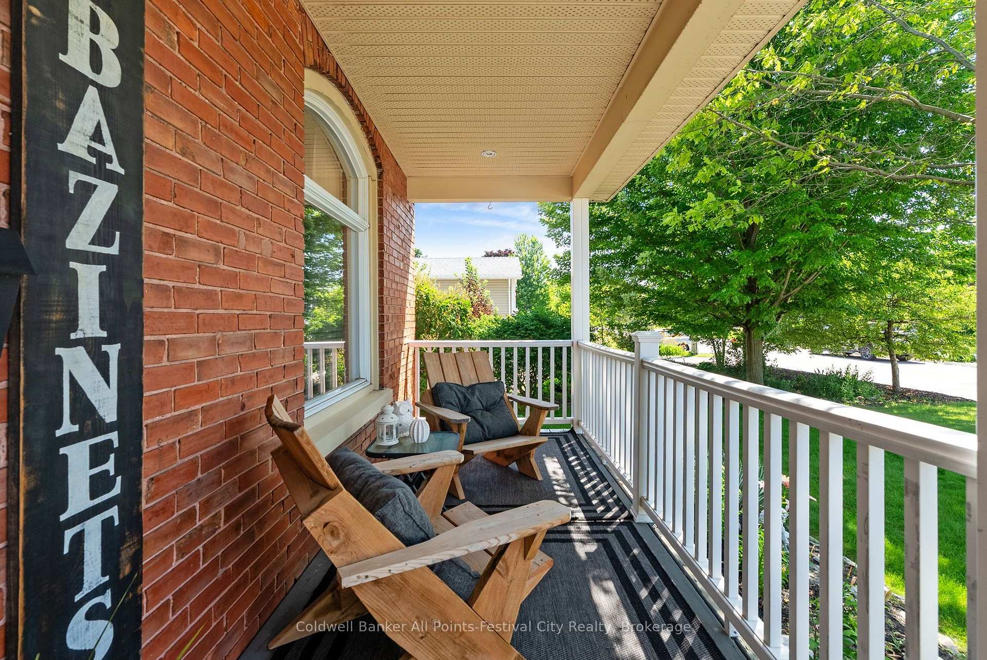 Photo 4 of 153 Park Street, Goderich, Goderich (Town) — HOMEH