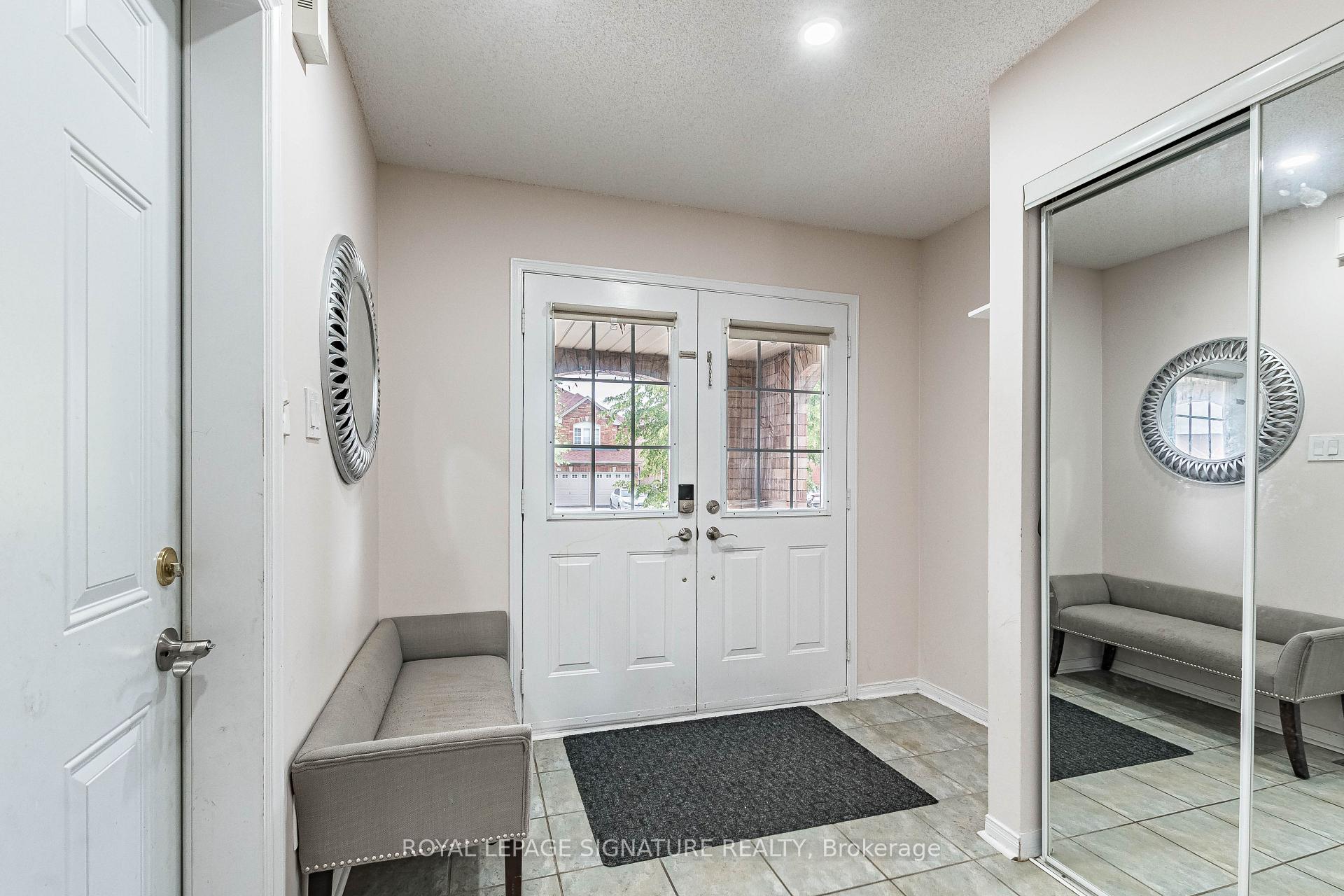 Photo 8 of 35 Whitehouse Crescent, Brampton, Bram East — HOMEH