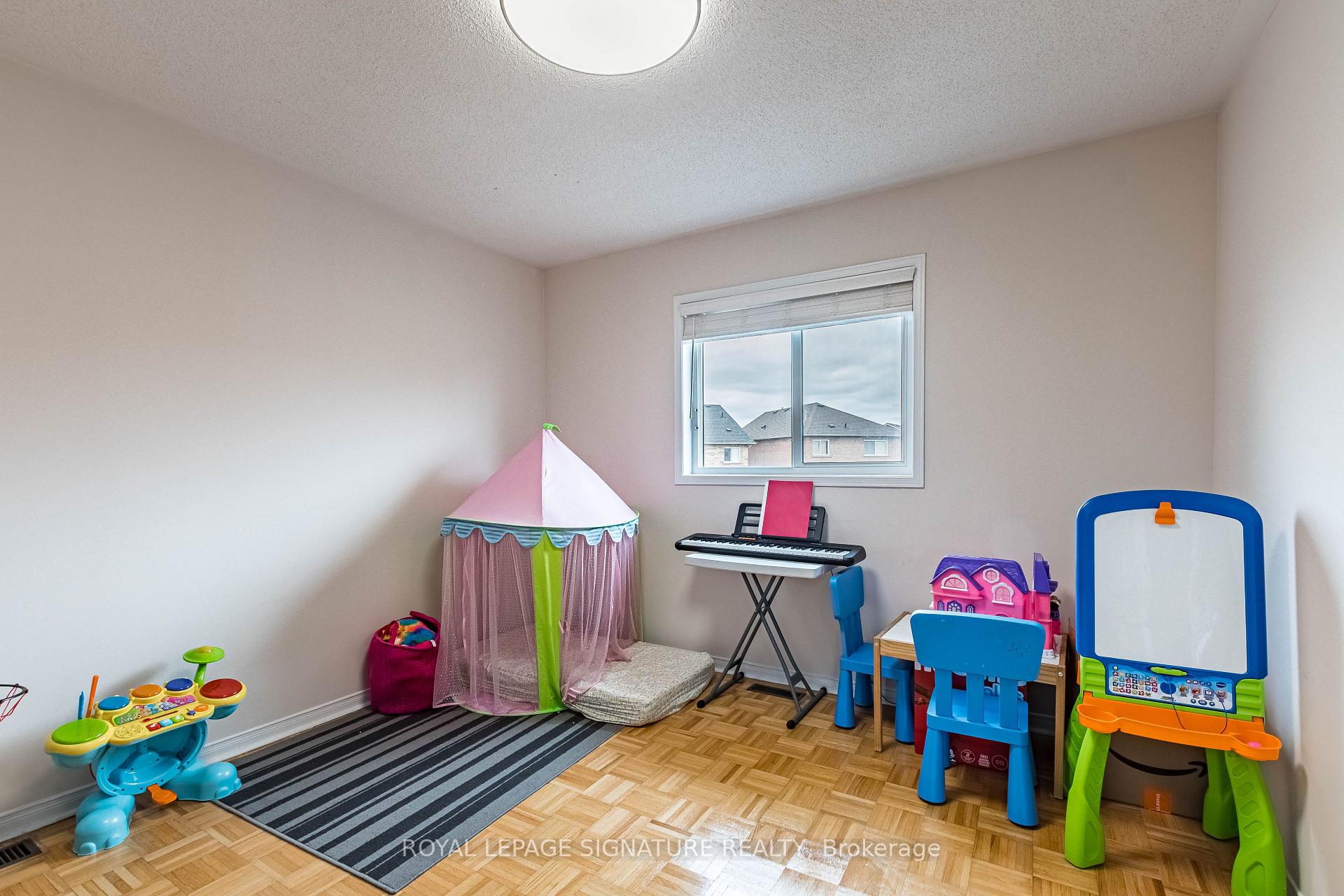 Photo 43 of 35 Whitehouse Crescent, Brampton, Bram East — HOMEH