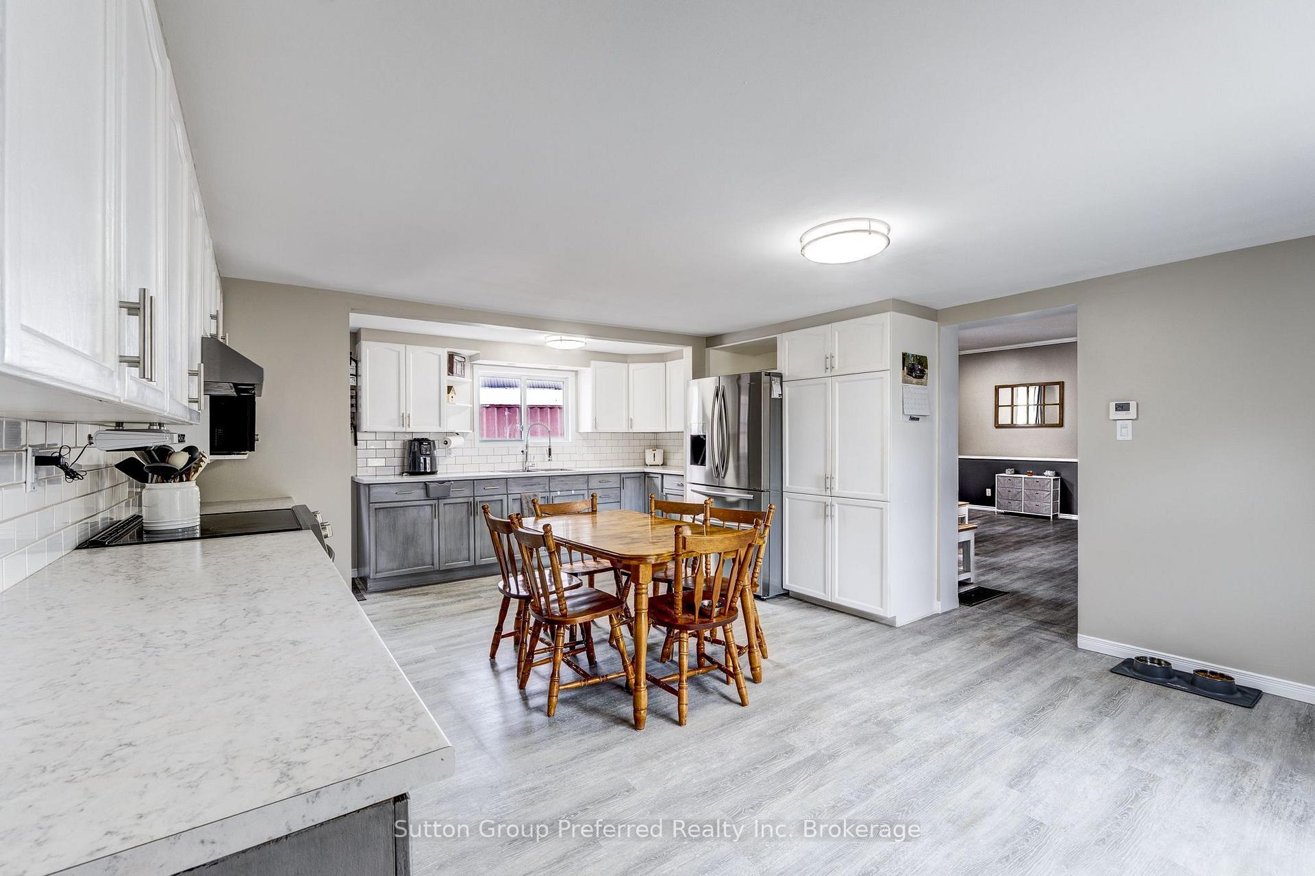 Photo 8 of 685744 Main Street, Norwich, Eastwood — HOMEH