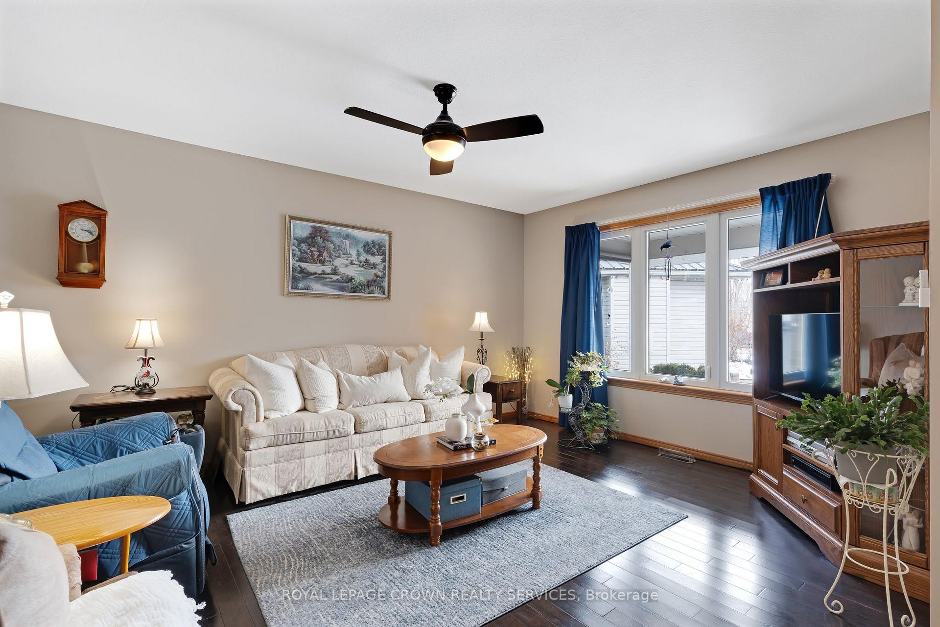 Photo 8 of 15 Erin Court, Aylmer — HOMEH
