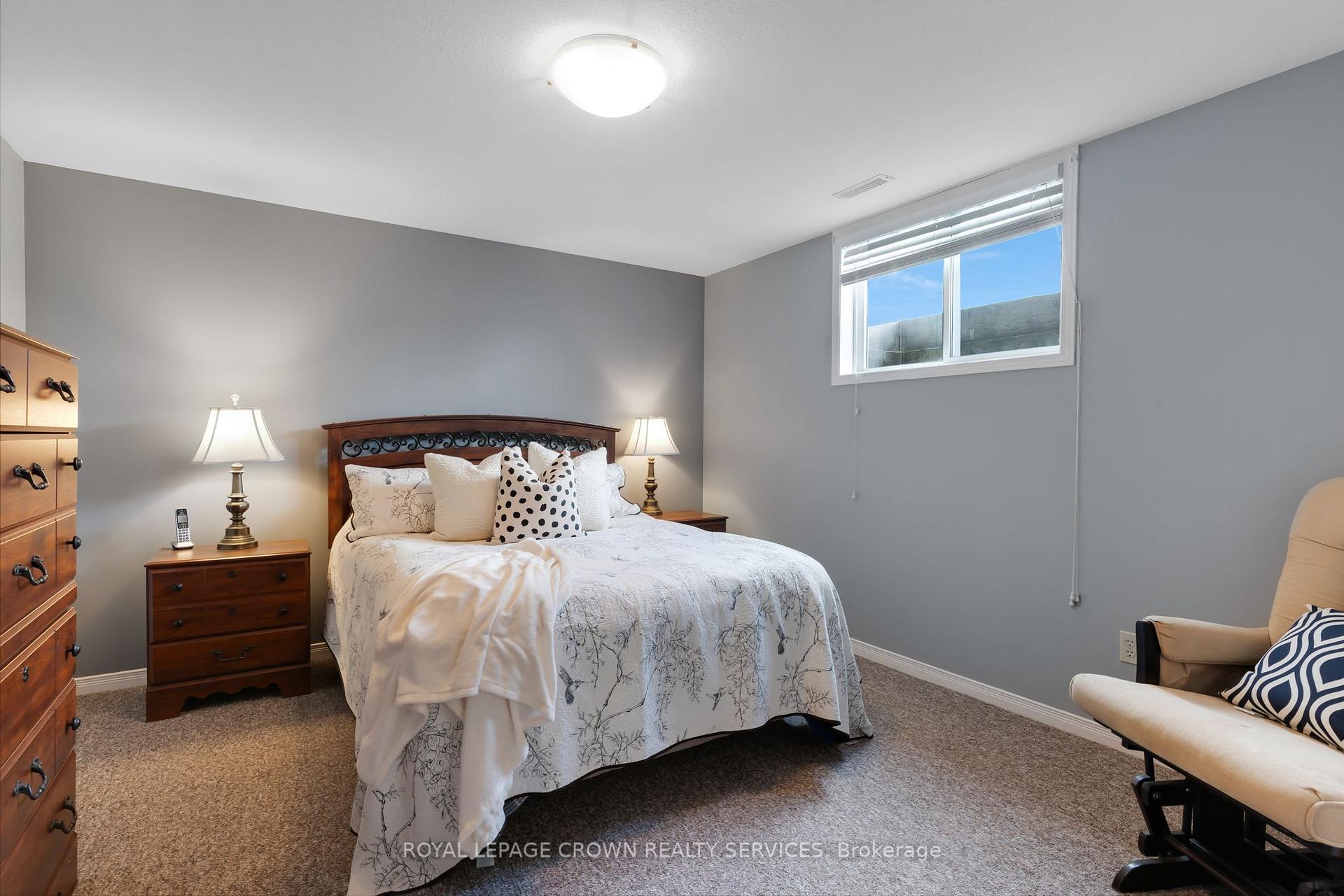 Photo 33 of 15 Erin Court, Aylmer — HOMEH