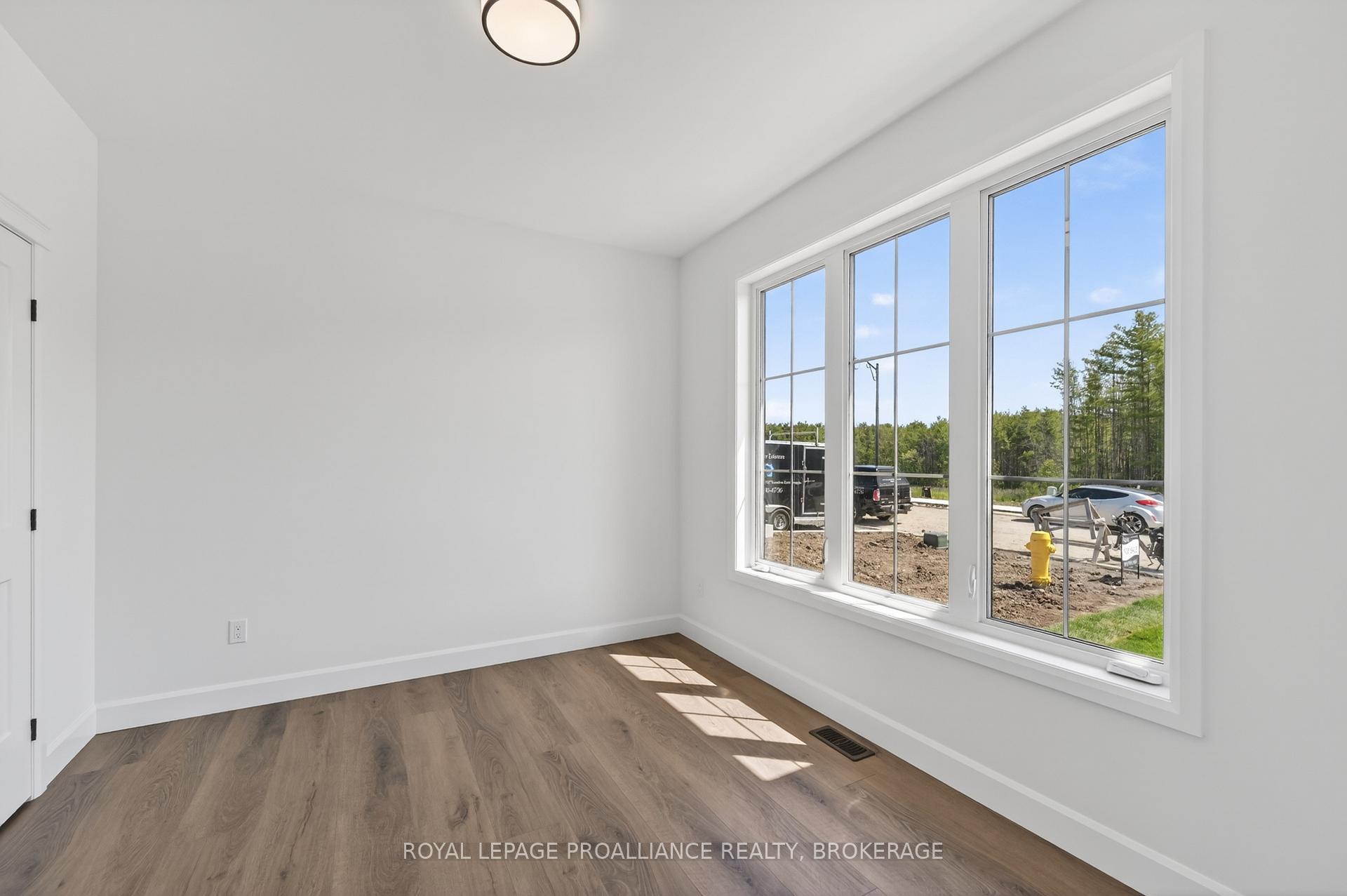 Photo 5 of 190 Jean Drive, Gananoque, Gananoque — HOMEH