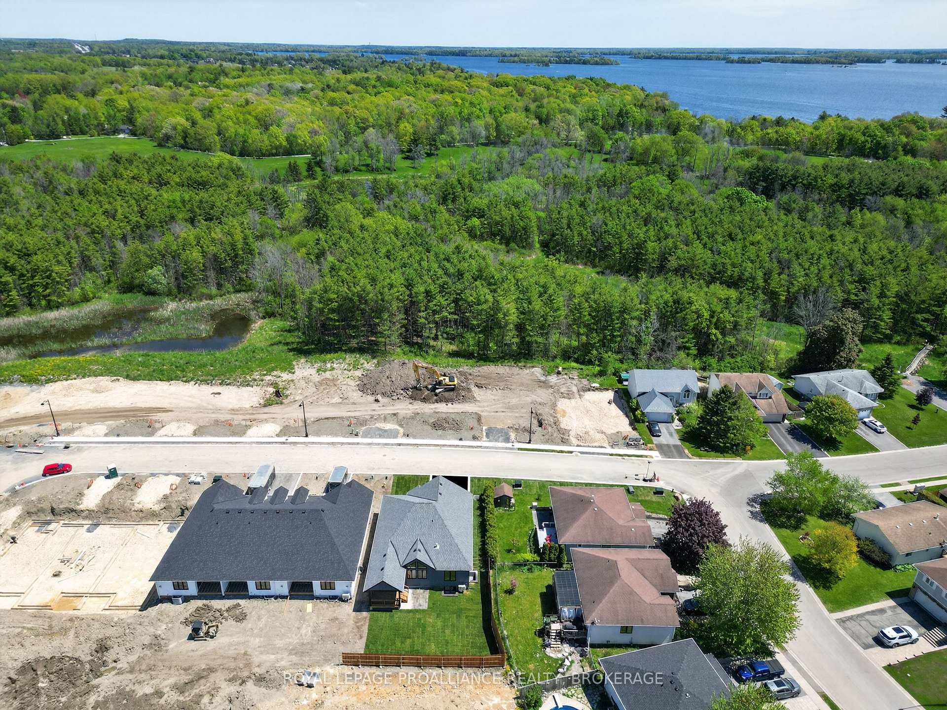 Photo 38 of 190 Jean Drive, Gananoque, Gananoque — HOMEH