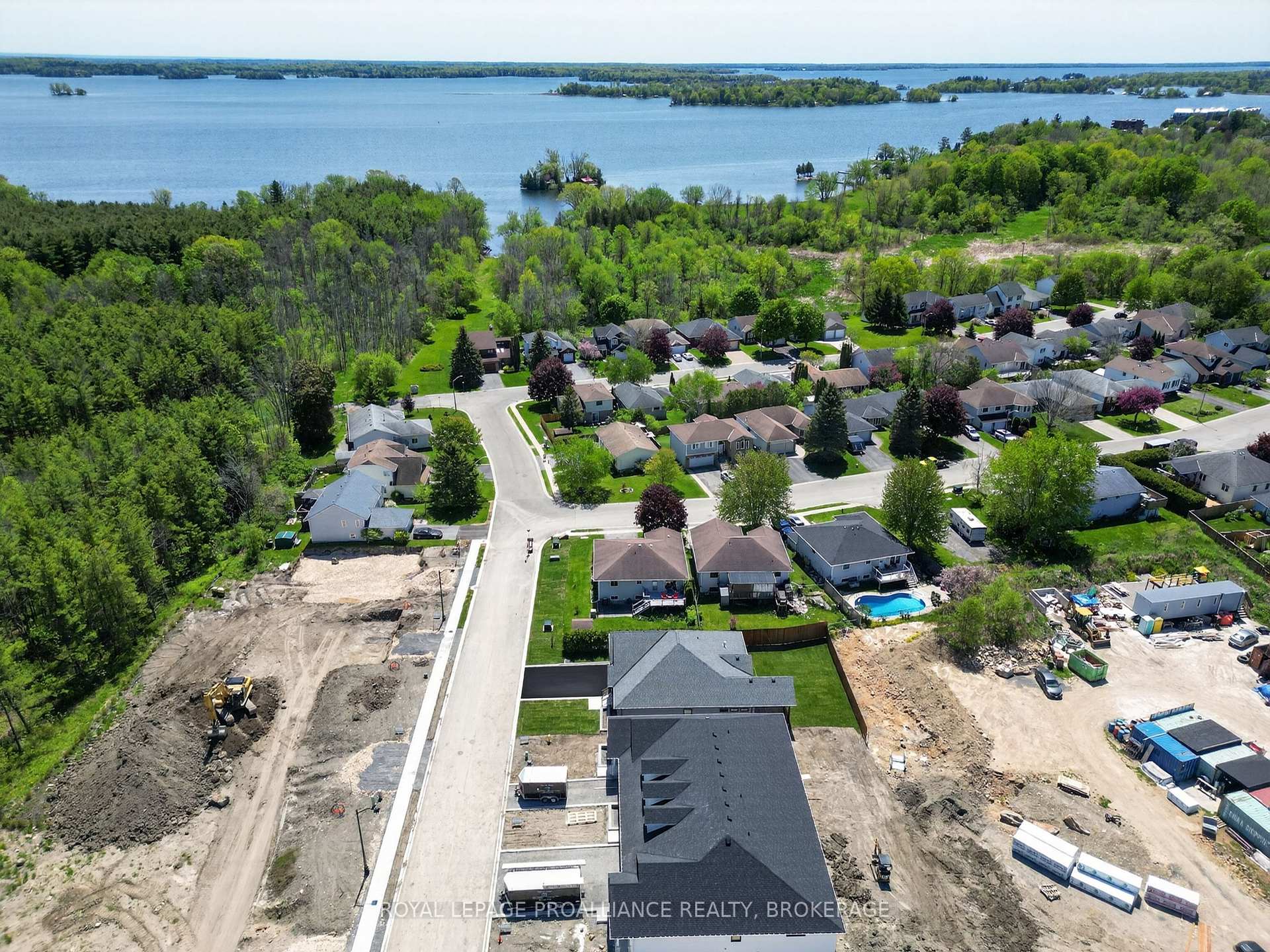 Photo 39 of 190 Jean Drive, Gananoque, Gananoque — HOMEH