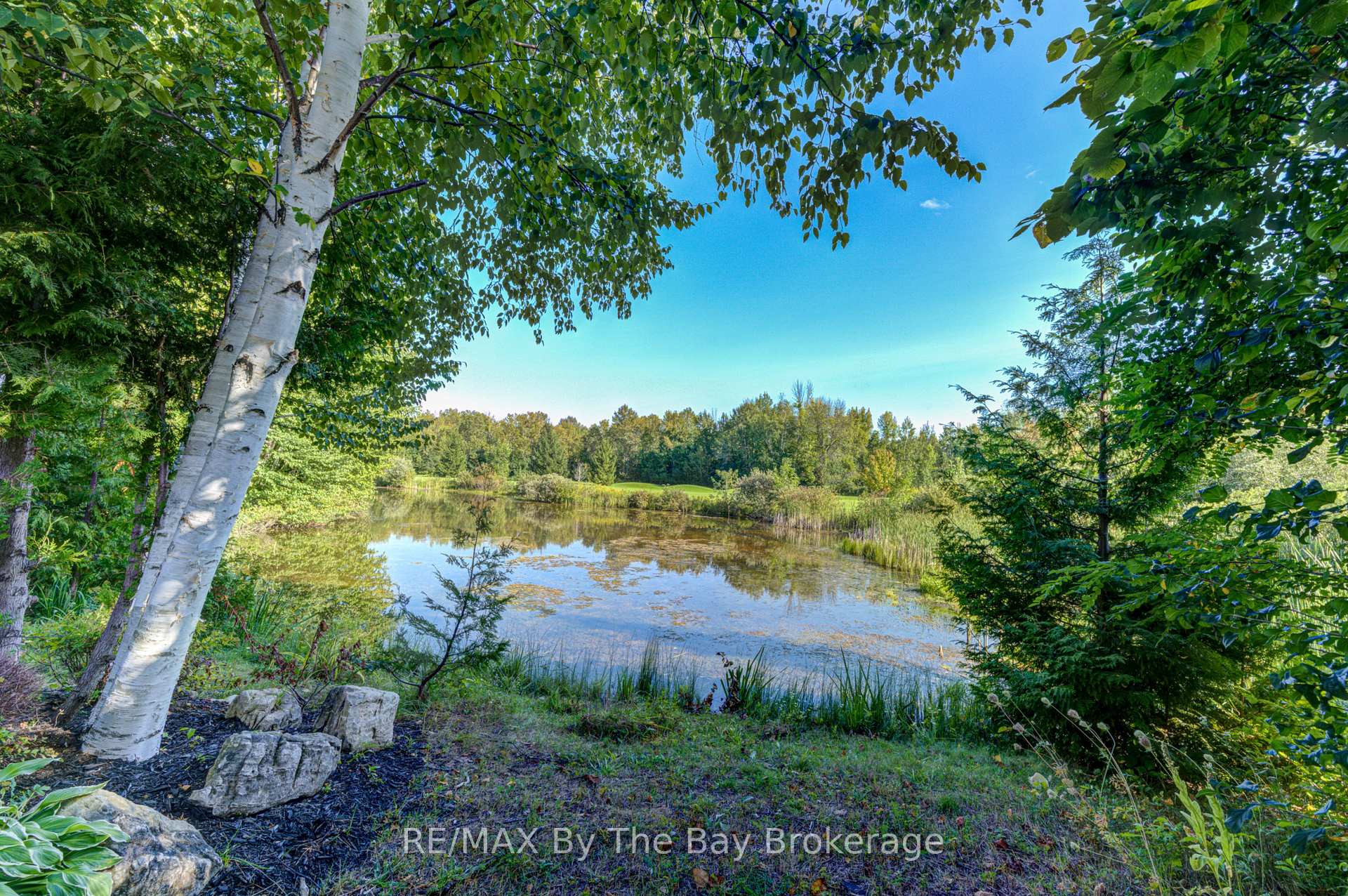 Photo 27 of 32 Green Briar Drive, Collingwood — HOMEH