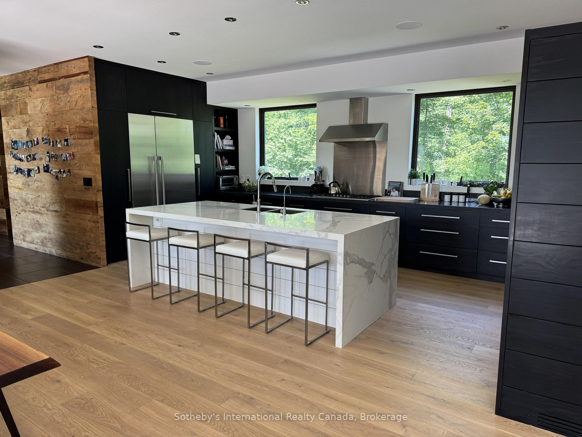 Photo 4 of 46479 Old Mail Road, Meaford — HOMEH