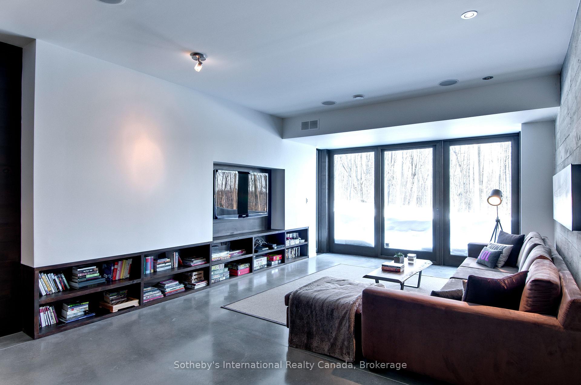 Photo 26 of 46479 Old Mail Road, Meaford — HOMEH