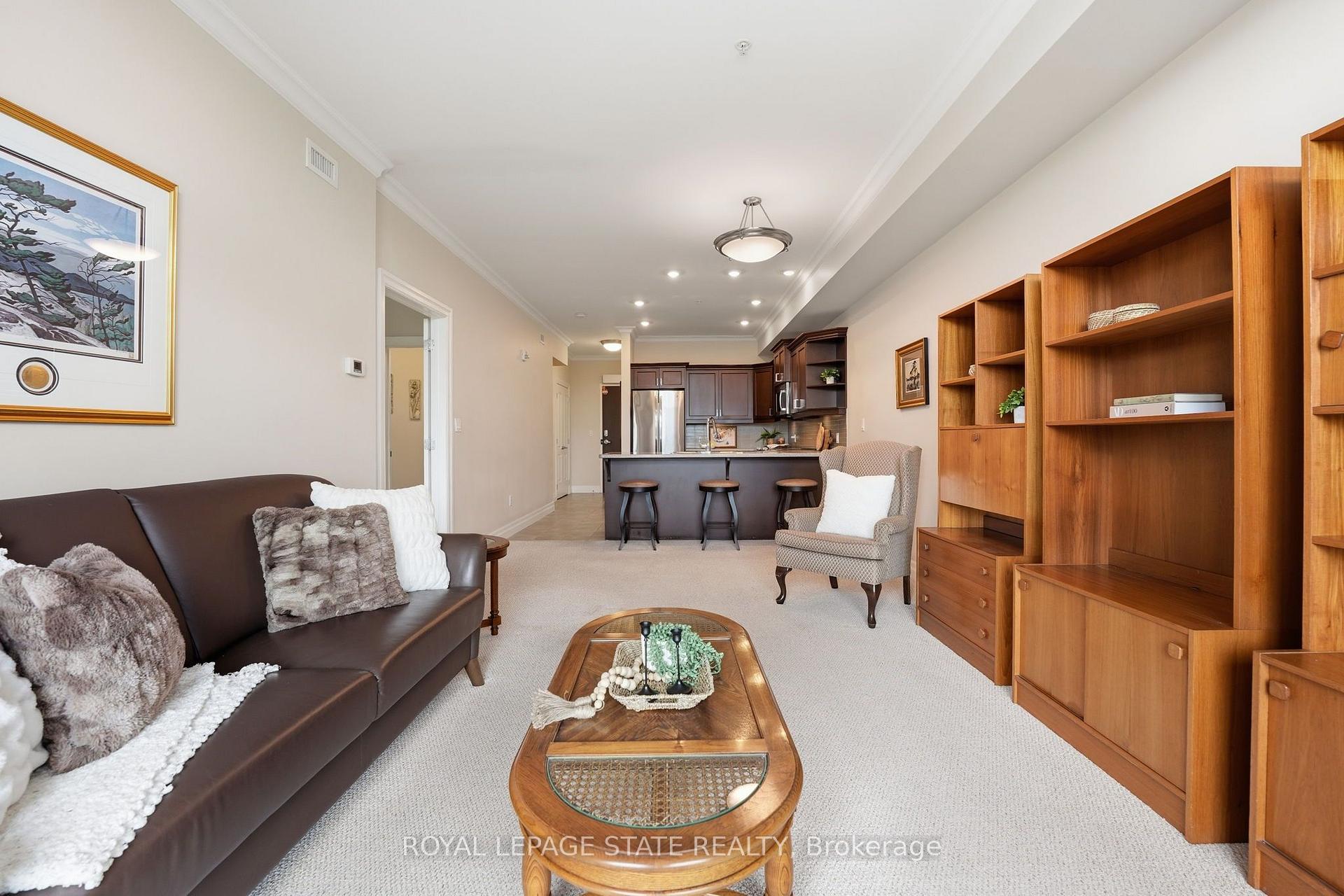 Photo 20 of Unit 309, 3290 New Street, Burlington, Roseland — HOMEH