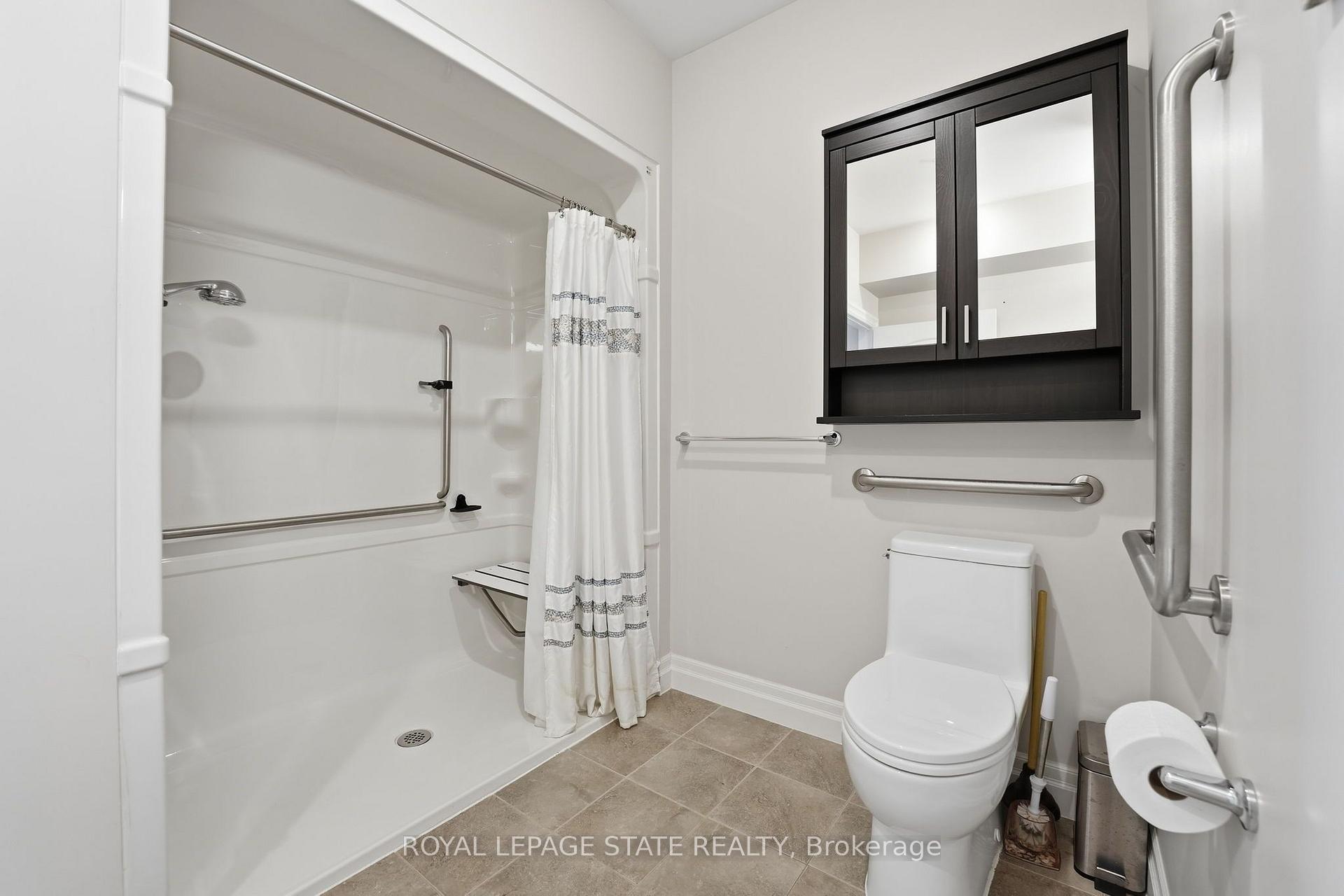 Photo 27 of Unit 309, 3290 New Street, Burlington, Roseland — HOMEH