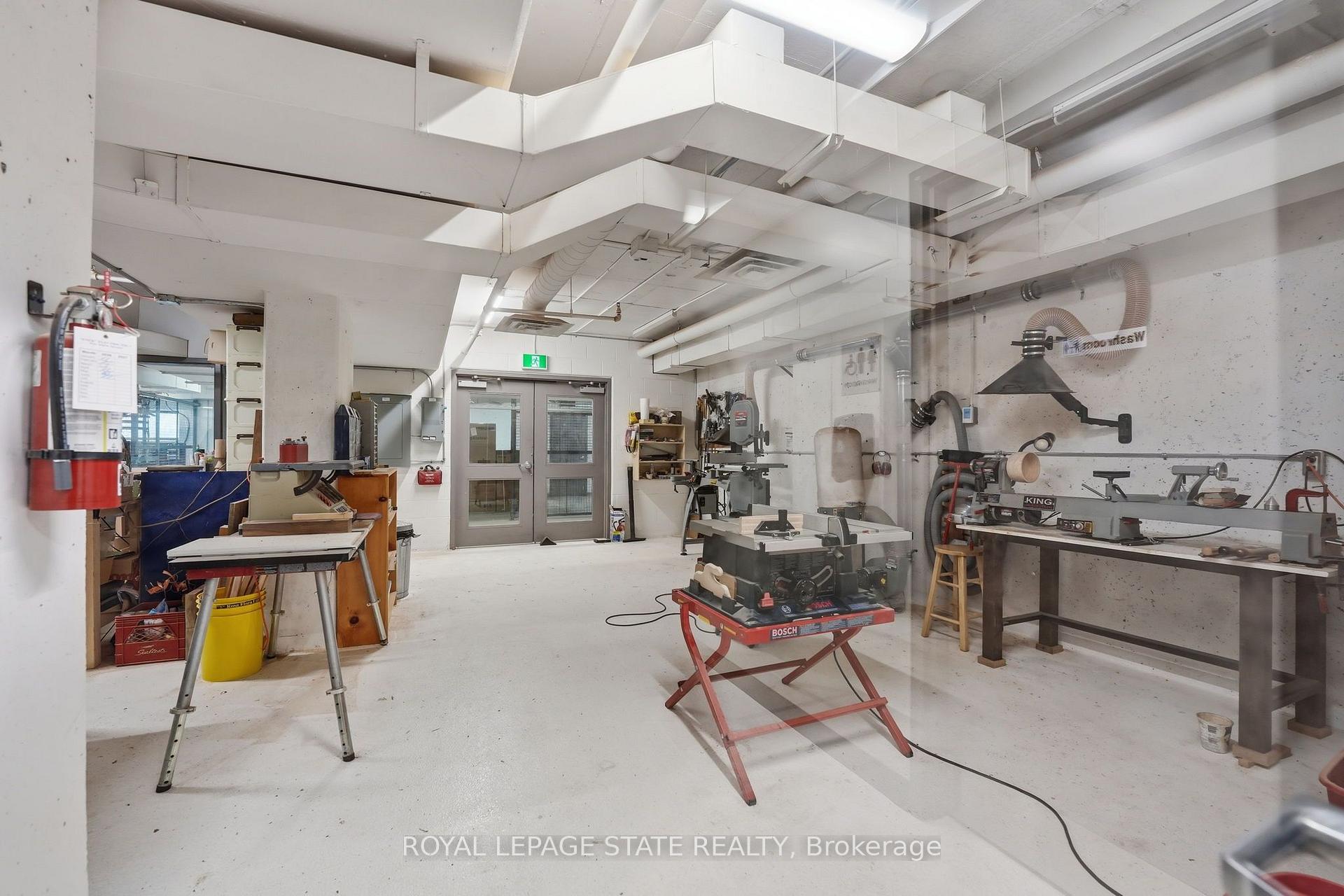 Photo 36 of Unit 309, 3290 New Street, Burlington, Roseland — HOMEH
