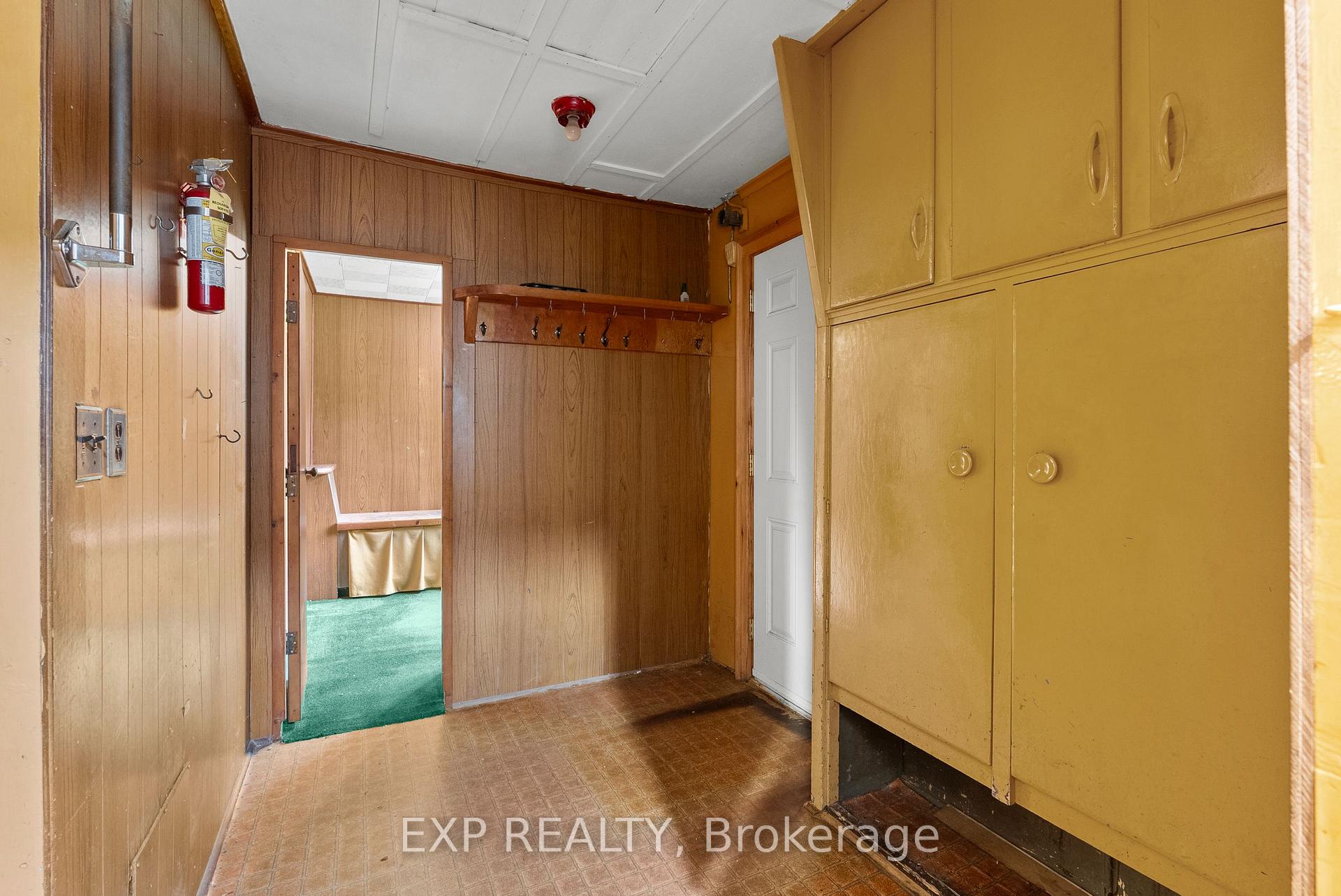 Photo 18 of 6192 Lyons Creek Road, Niagara Falls, Lyons Creek — HOMEH