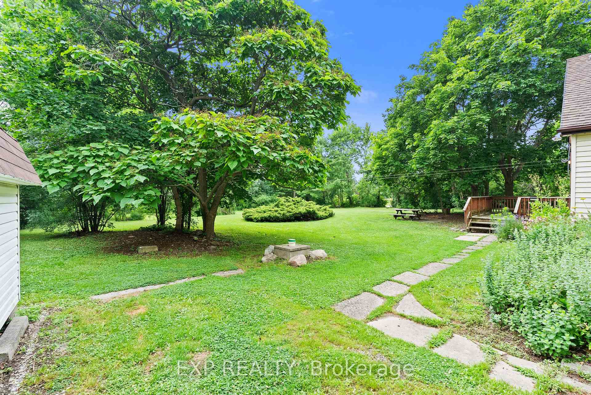 Photo 27 of 6192 Lyons Creek Road, Niagara Falls, Lyons Creek — HOMEH