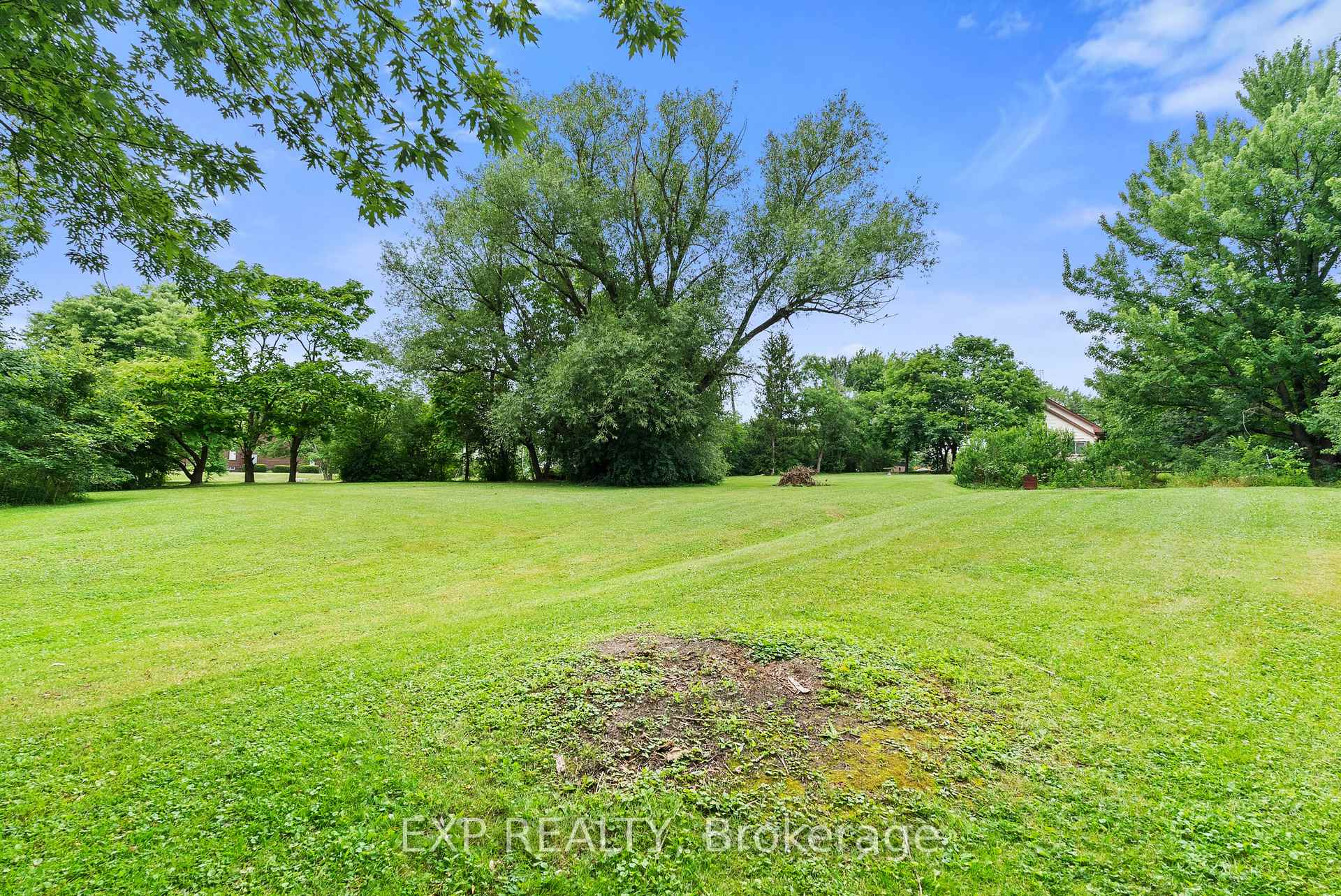 Photo 30 of 6192 Lyons Creek Road, Niagara Falls, Lyons Creek — HOMEH