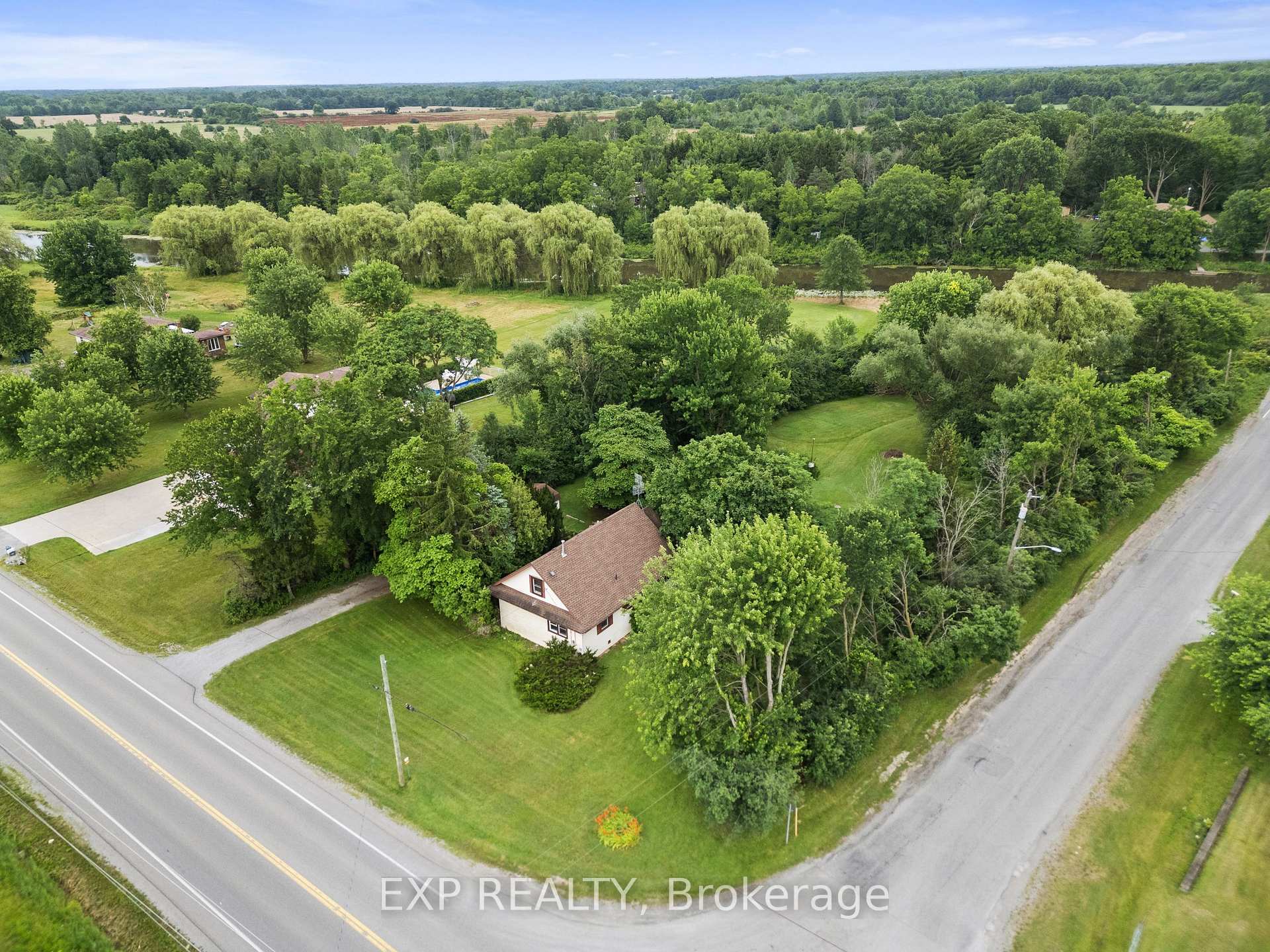 Photo 32 of 6192 Lyons Creek Road, Niagara Falls, Lyons Creek — HOMEH