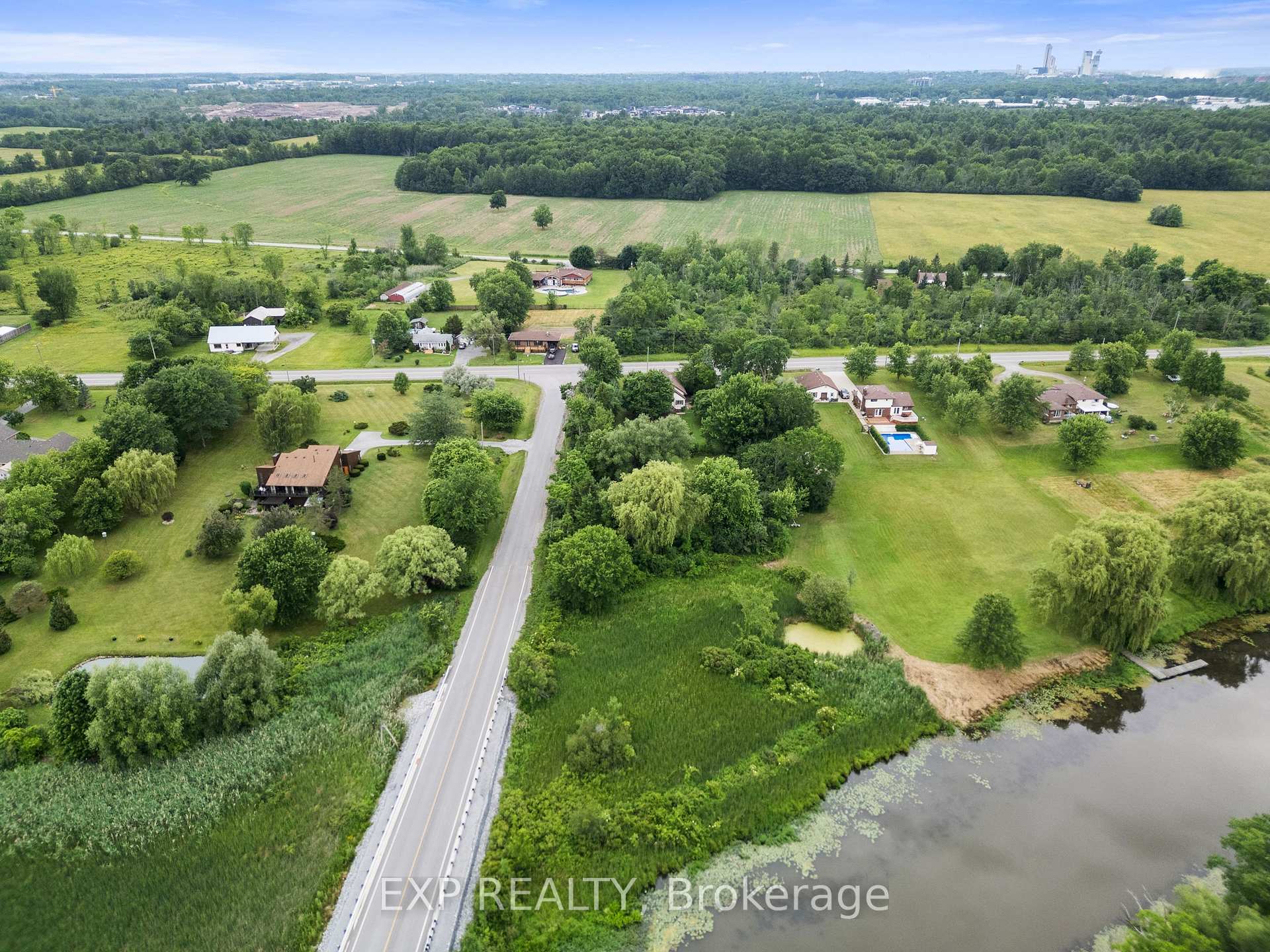 Photo 34 of 6192 Lyons Creek Road, Niagara Falls, Lyons Creek — HOMEH