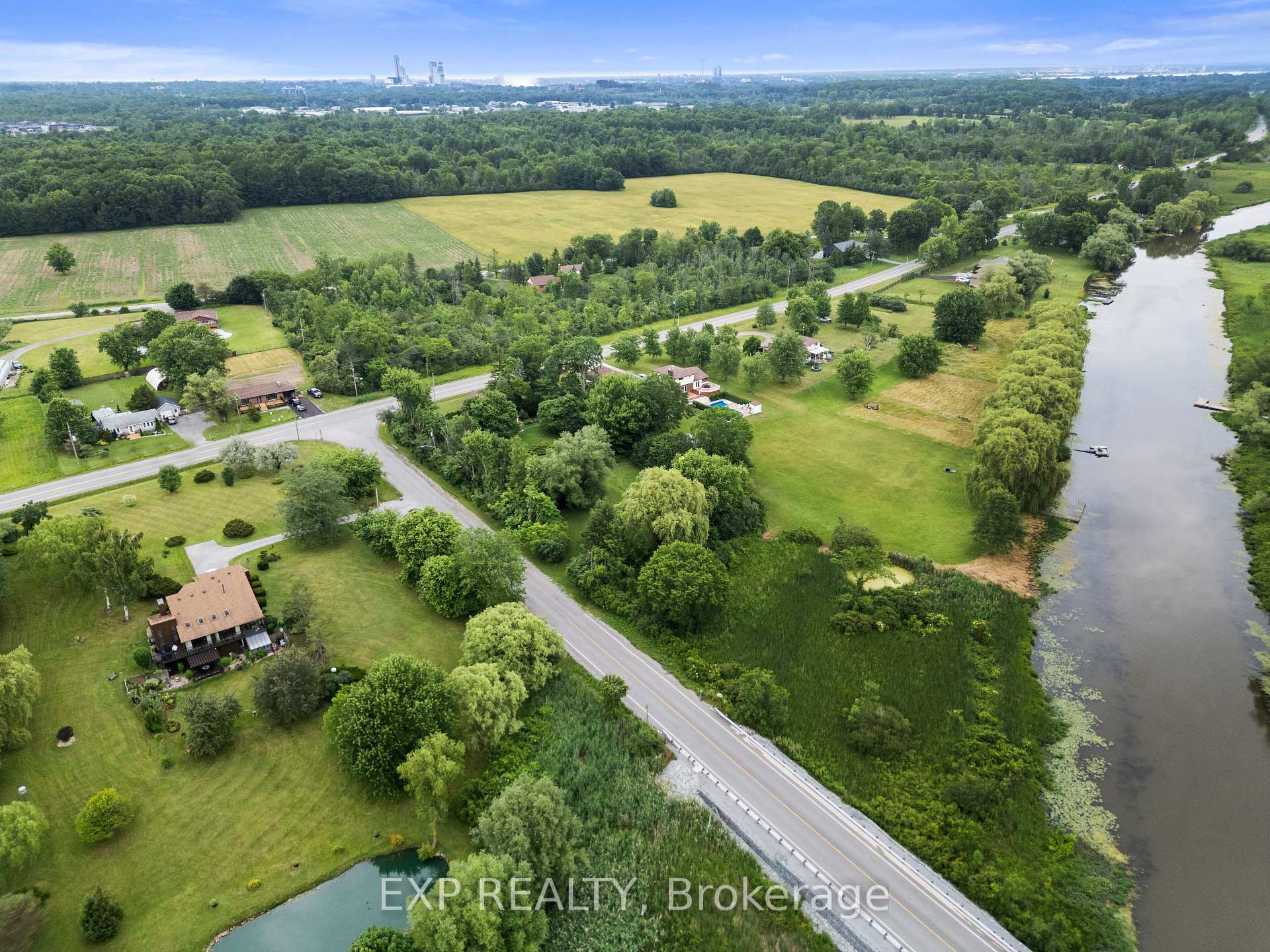 Photo 35 of 6192 Lyons Creek Road, Niagara Falls, Lyons Creek — HOMEH