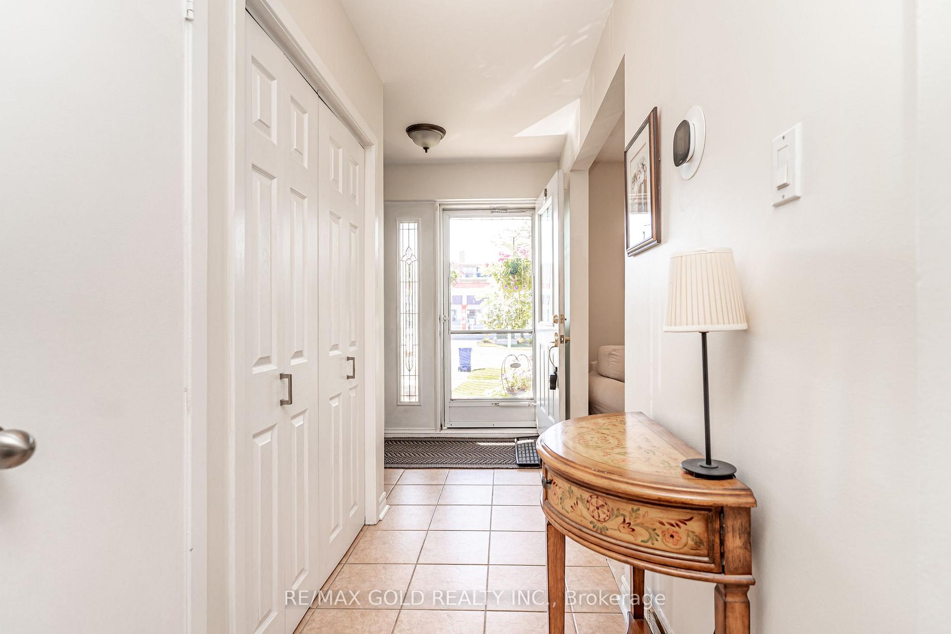 Photo 6 of 86 Clarence Street, Brampton, Bram East — HOMEH