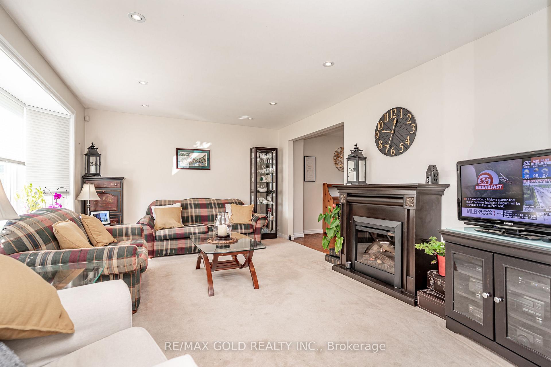 Photo 8 of 86 Clarence Street, Brampton, Bram East — HOMEH