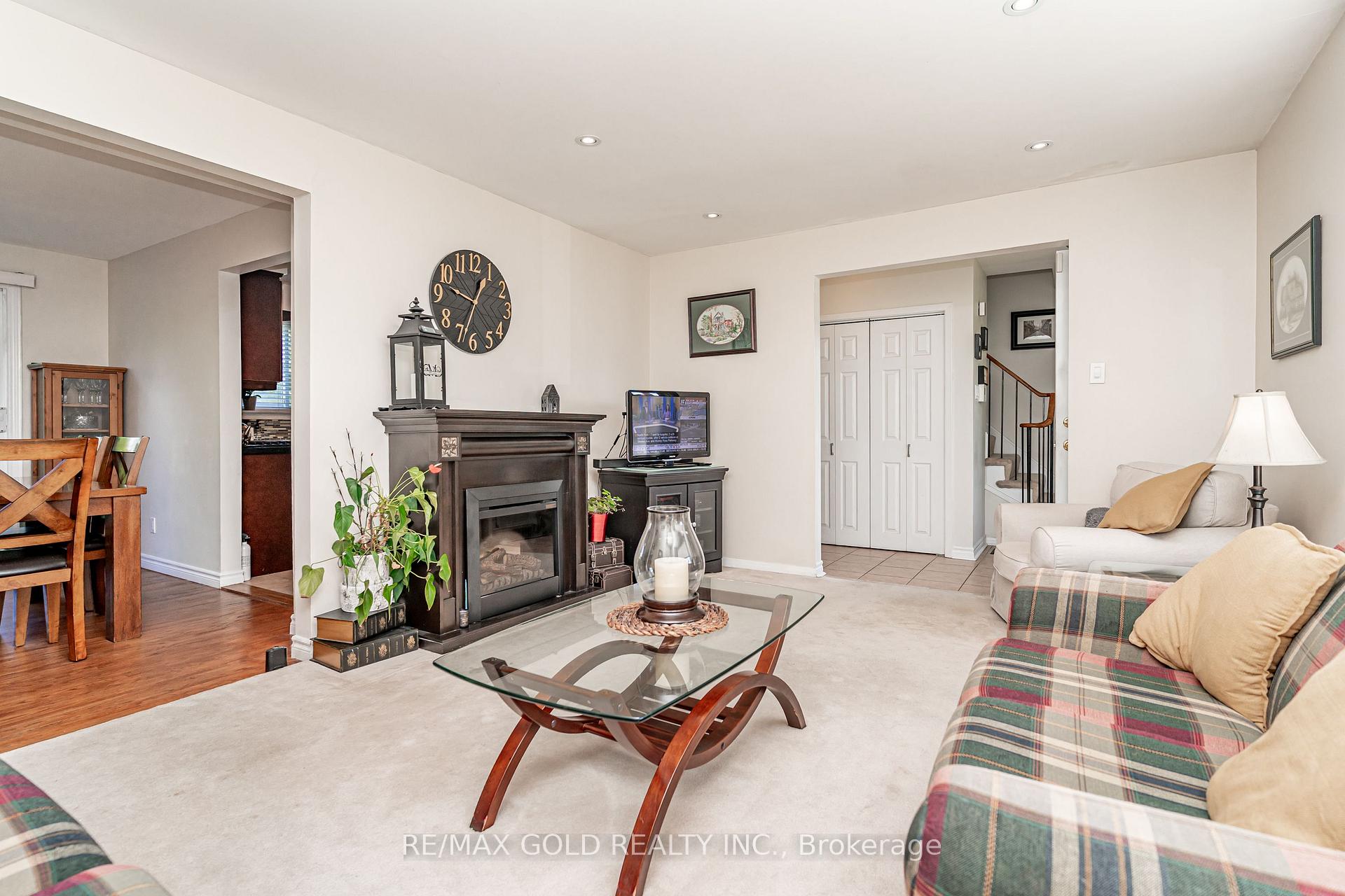 Photo 10 of 86 Clarence Street, Brampton, Bram East — HOMEH