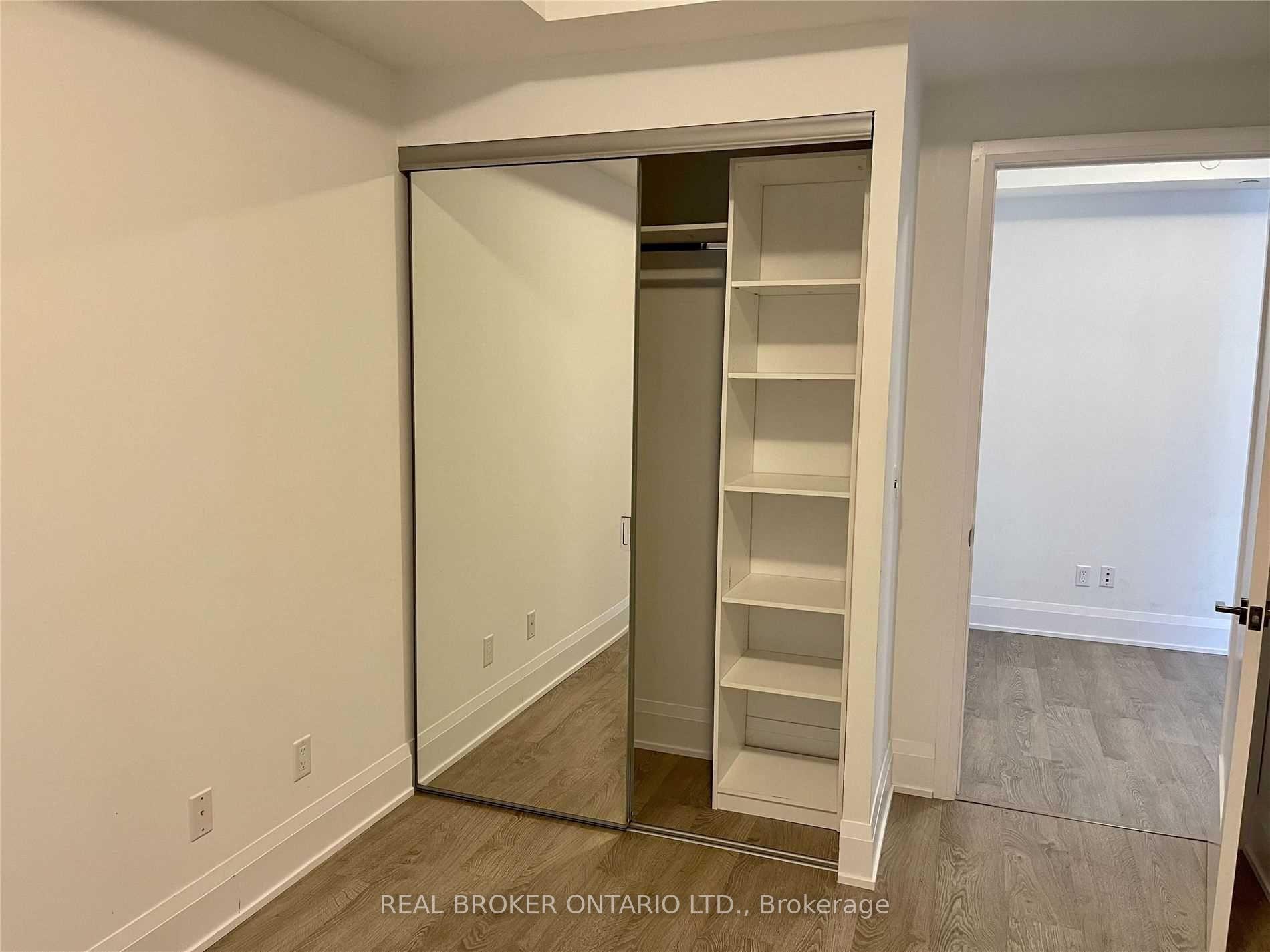Photo 9 of Unit 1801, 101 Erskine Avenue, Toronto, Mount Pleasant West — HOMEH