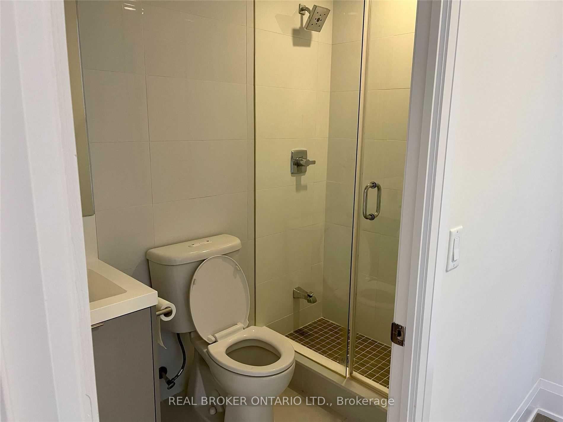 Photo 10 of Unit 1801, 101 Erskine Avenue, Toronto, Mount Pleasant West — HOMEH