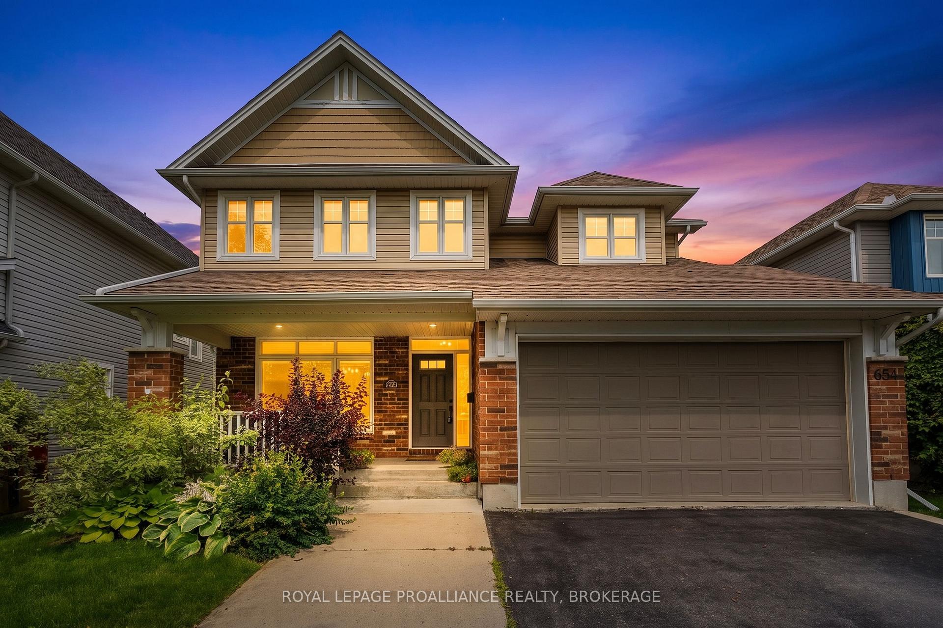 Photo 2 of 654 Fieldstone Drive, Kingston, Kingston East (Incl Barret Crt) — HOMEH