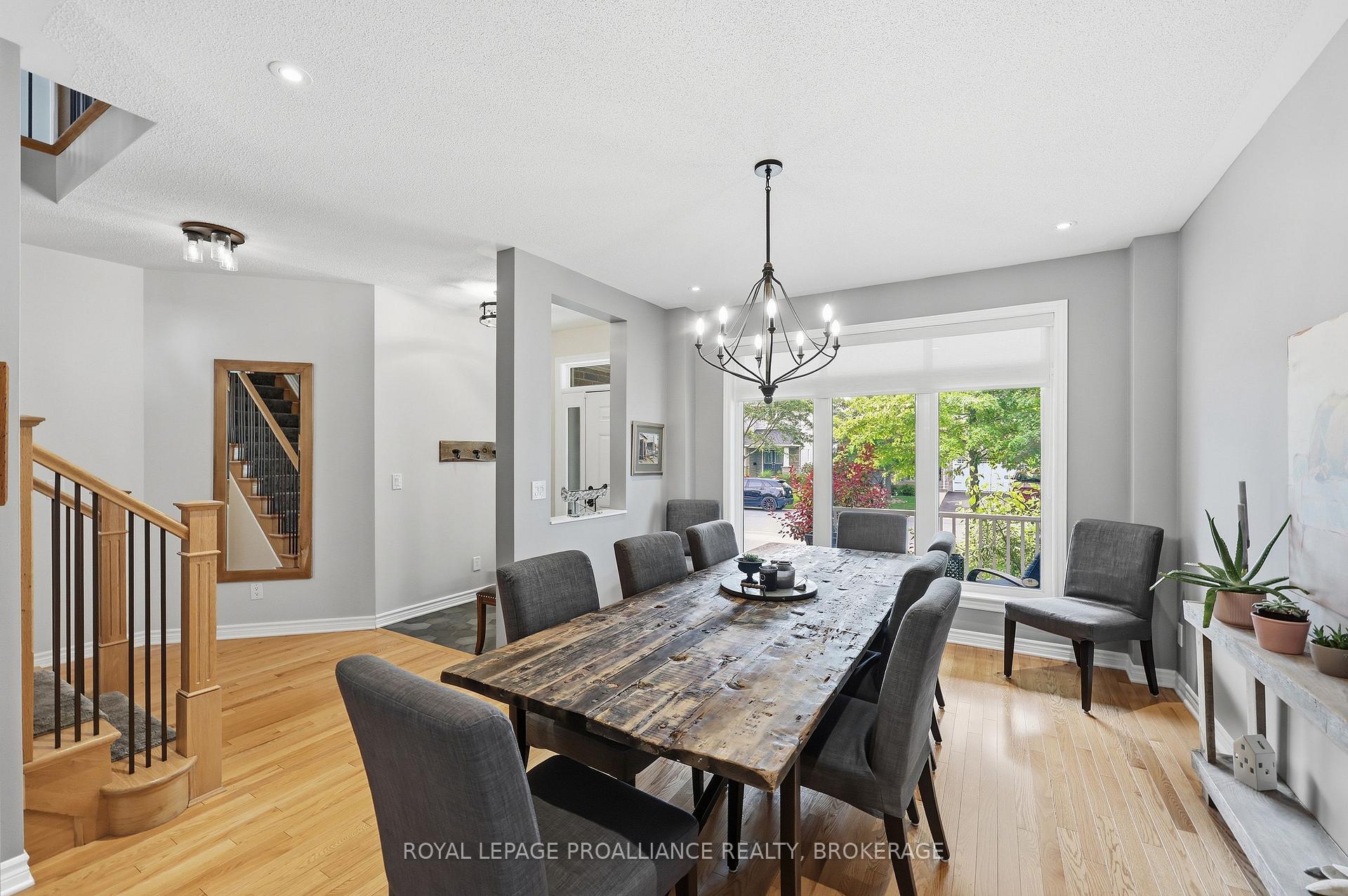 Photo 6 of 654 Fieldstone Drive, Kingston, Kingston East (Incl Barret Crt) — HOMEH