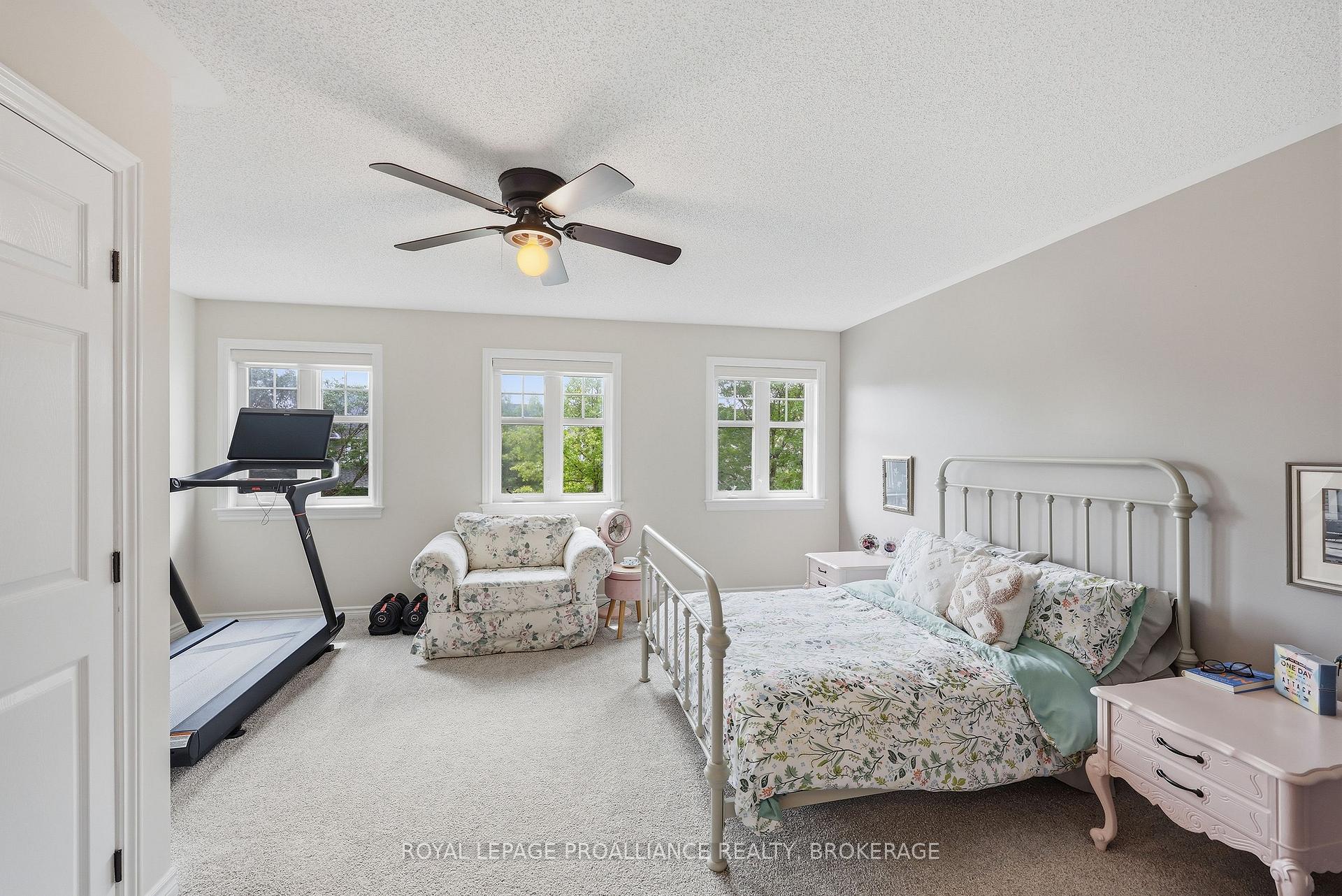 Photo 21 of 654 Fieldstone Drive, Kingston, Kingston East (Incl Barret Crt) — HOMEH