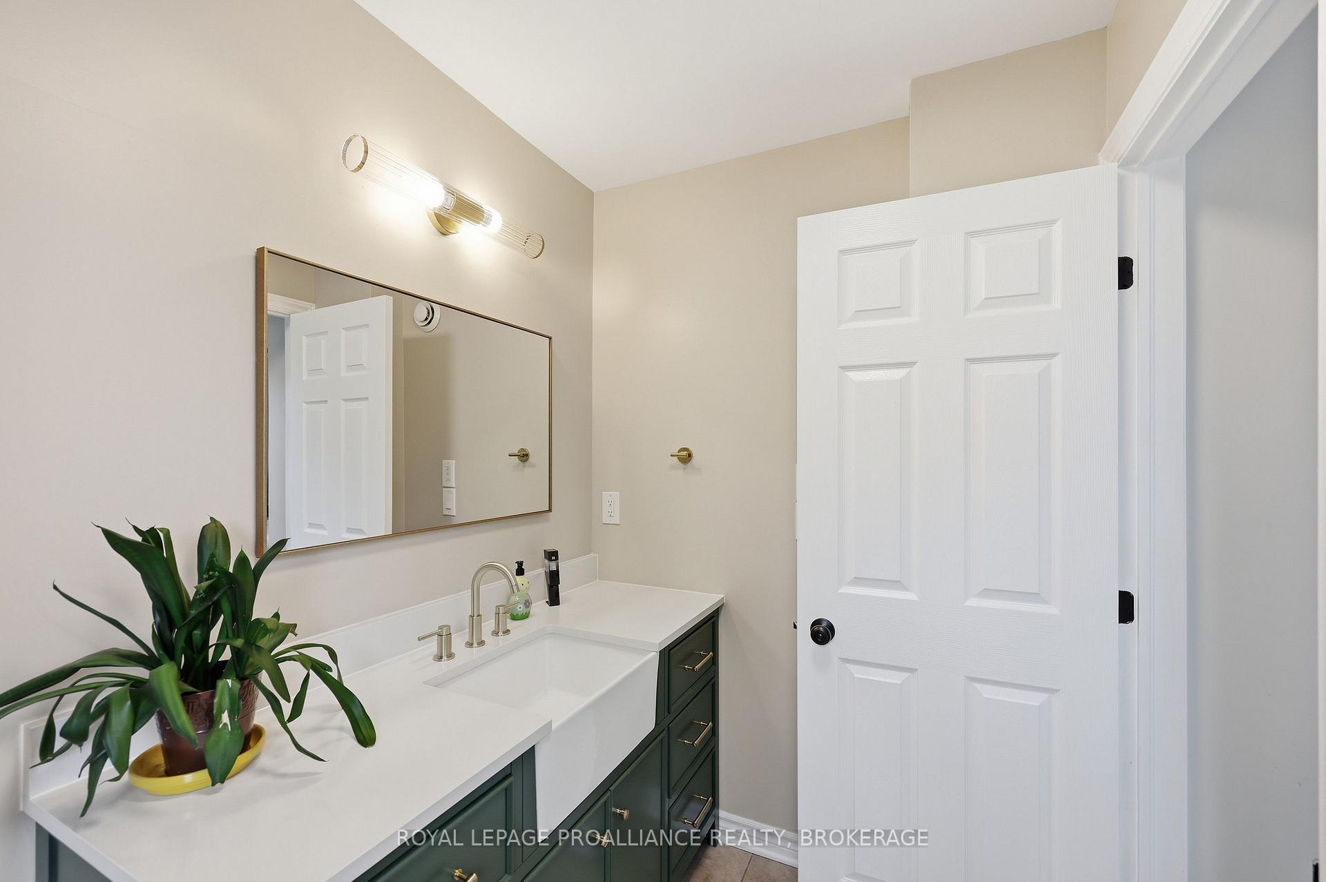 Photo 28 of 654 Fieldstone Drive, Kingston, Kingston East (Incl Barret Crt) — HOMEH