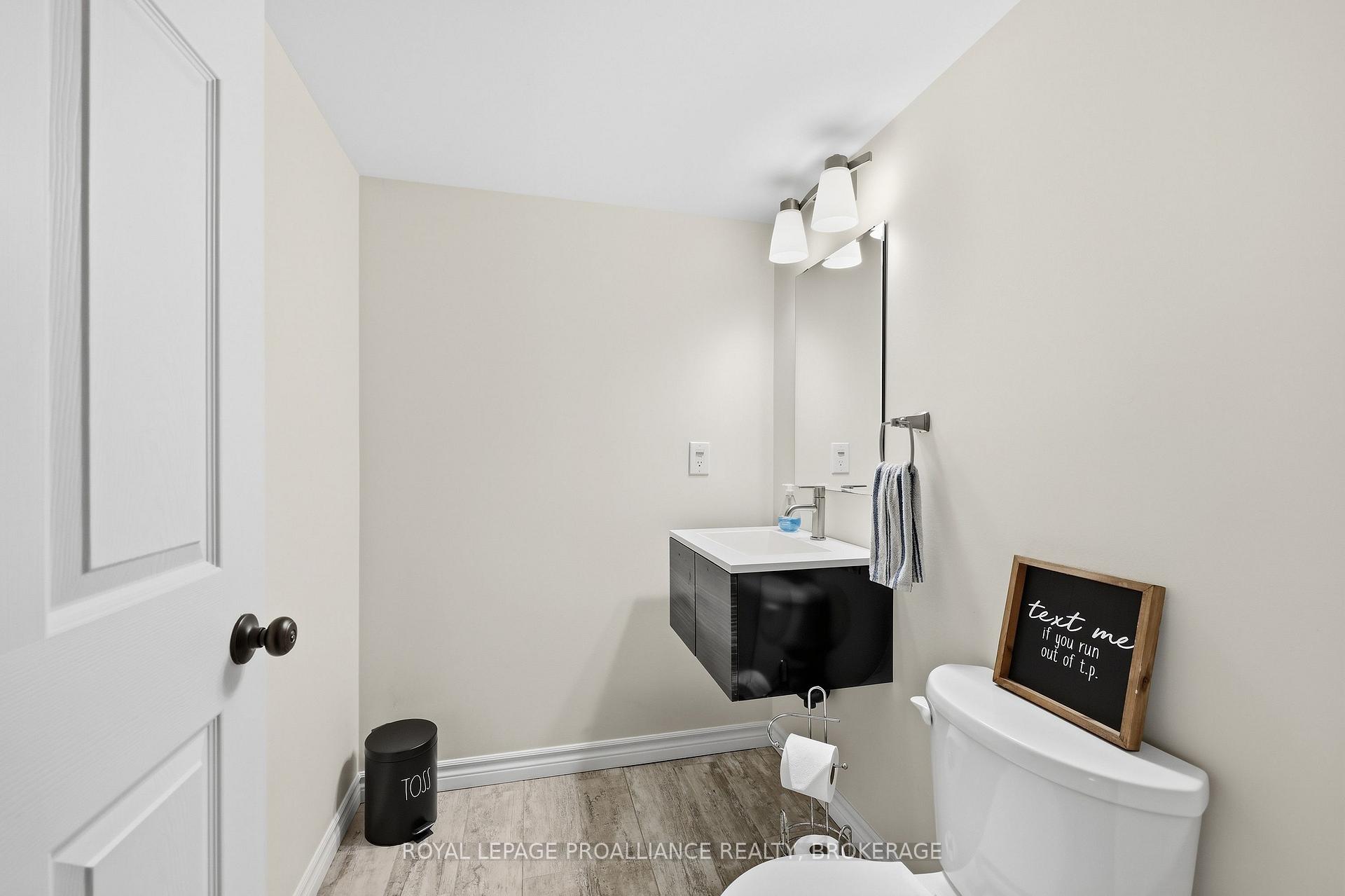 Photo 43 of 654 Fieldstone Drive, Kingston, Kingston East (Incl Barret Crt) — HOMEH