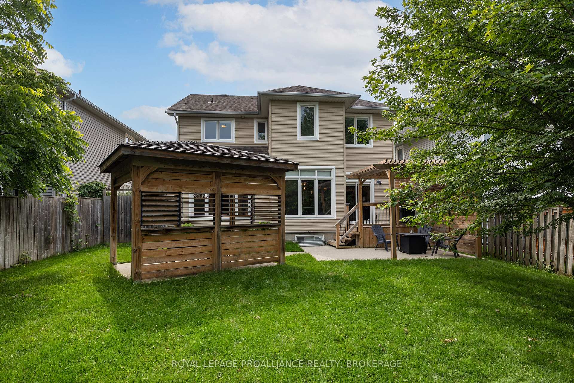 Photo 44 of 654 Fieldstone Drive, Kingston, Kingston East (Incl Barret Crt) — HOMEH