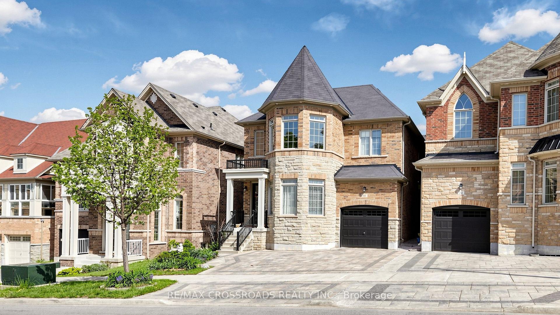 Photo 1 of 18 Beckett Avenue, Markham, Berczy — HOMEH