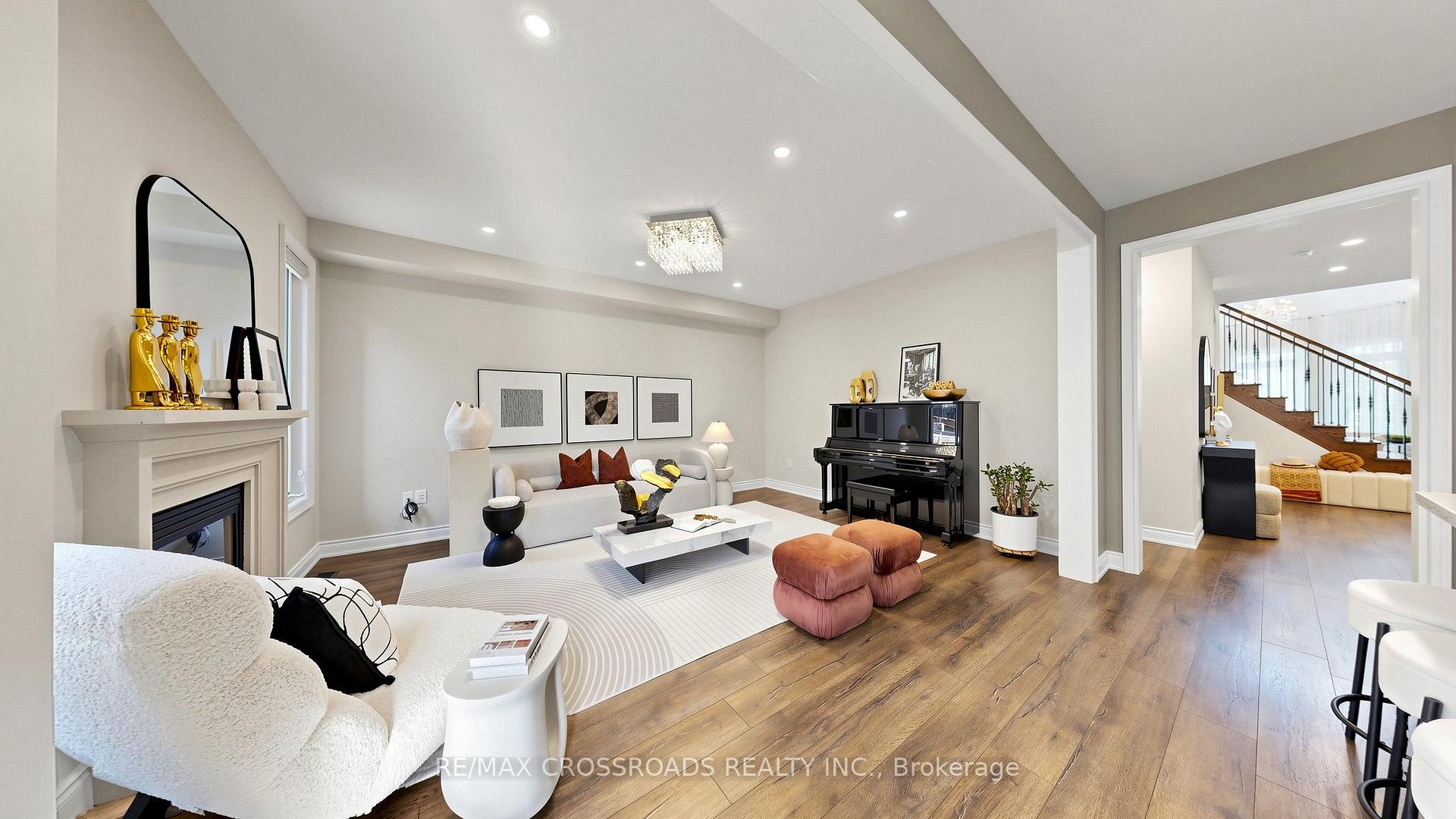 Photo 15 of 18 Beckett Avenue, Markham, Berczy — HOMEH