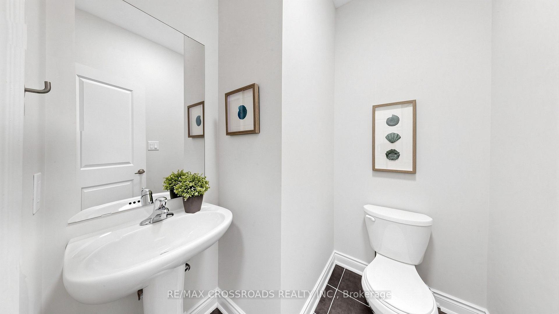Photo 19 of 18 Beckett Avenue, Markham, Berczy — HOMEH