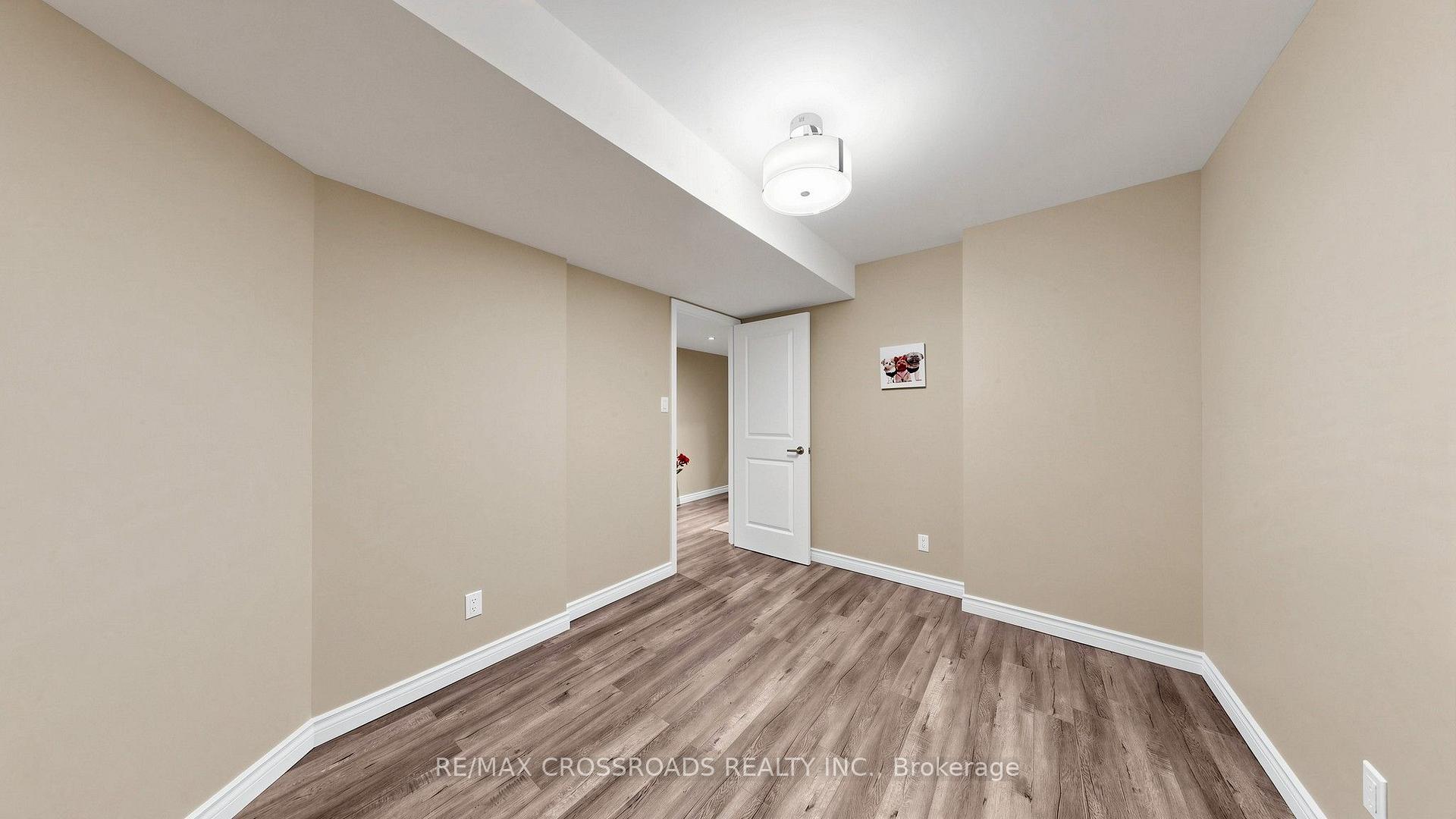 Photo 41 of 18 Beckett Avenue, Markham, Berczy — HOMEH