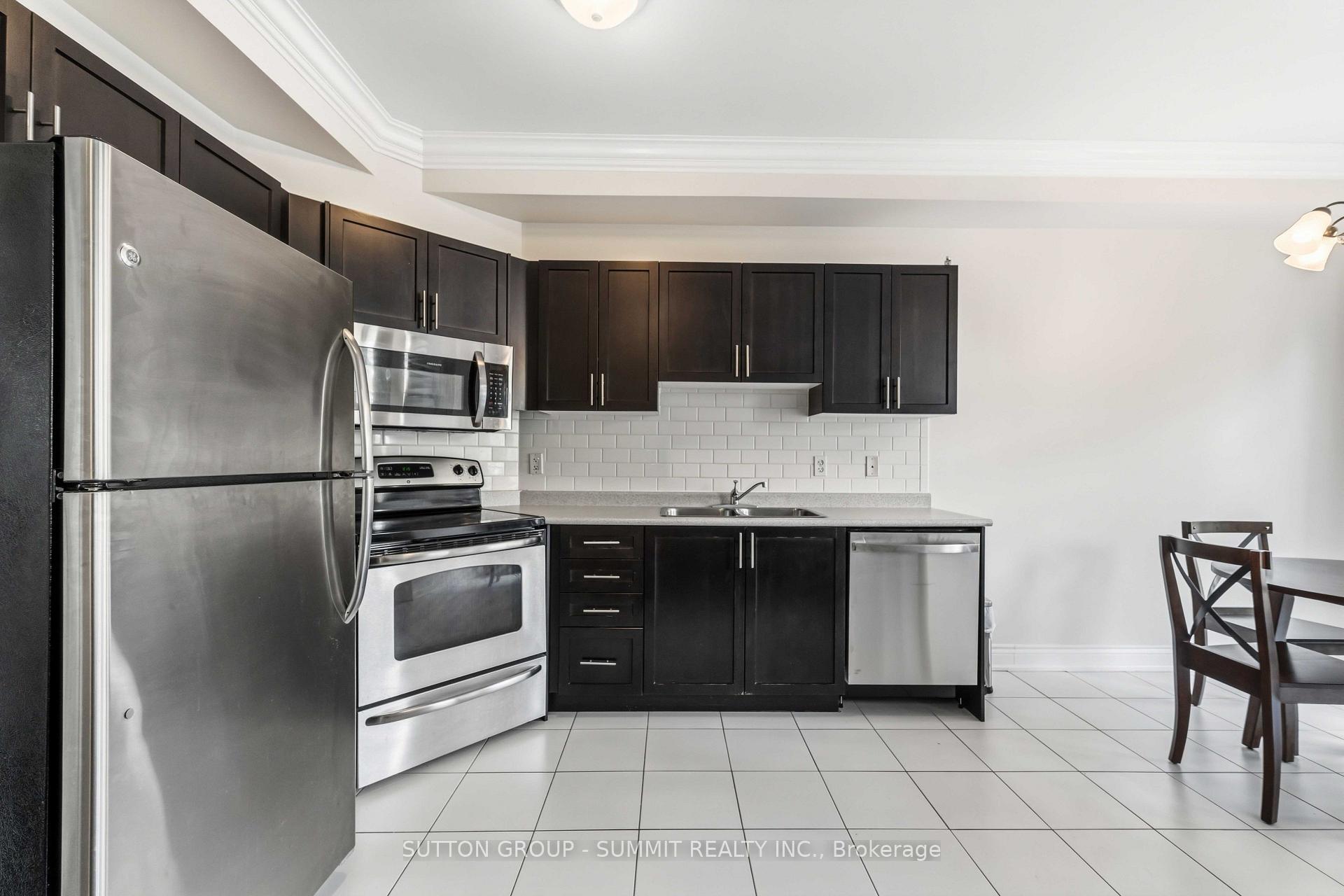 Photo 7 of 74 Cole Street, Hamilton, Waterdown — HOMEH