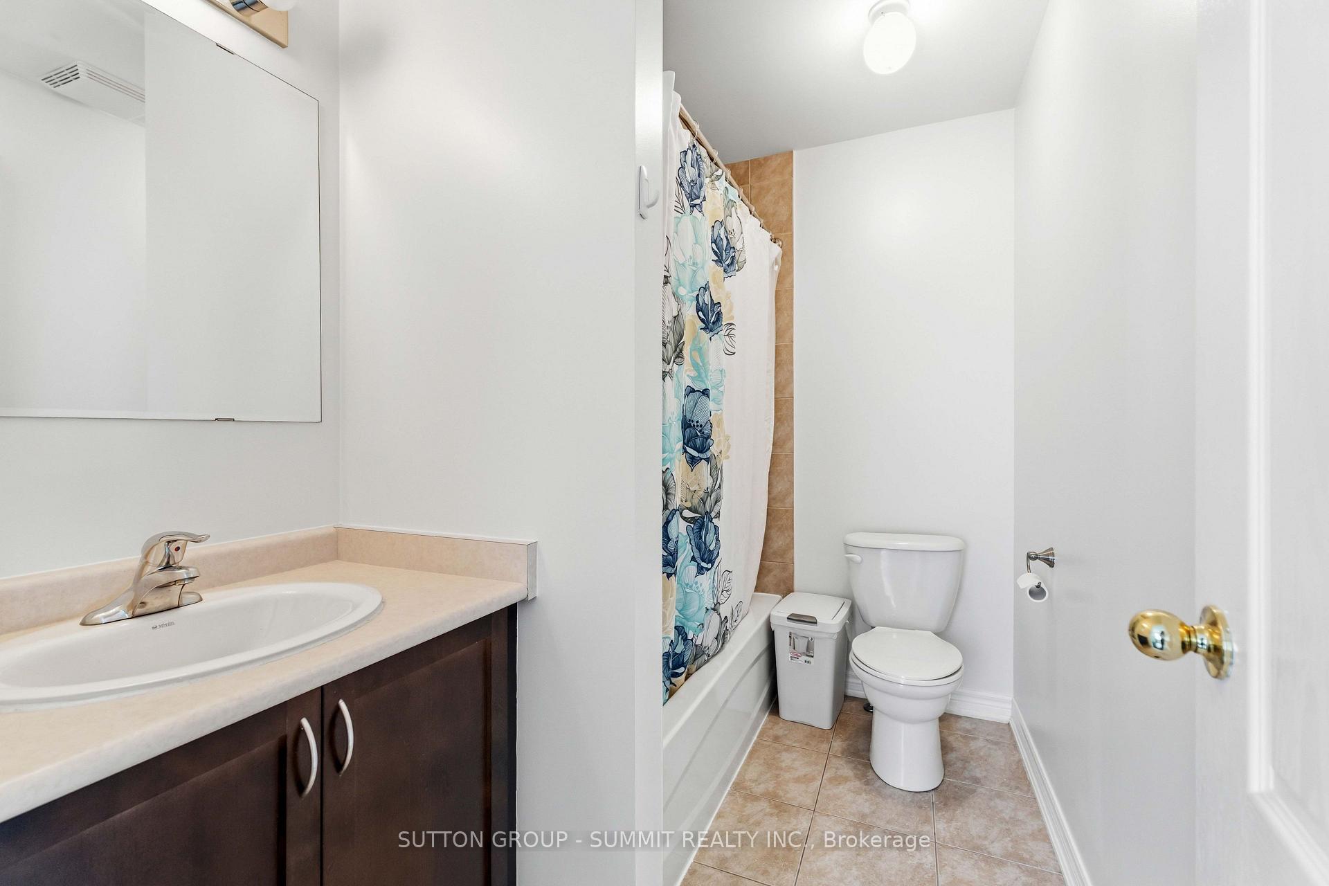 Photo 16 of 74 Cole Street, Hamilton, Waterdown — HOMEH