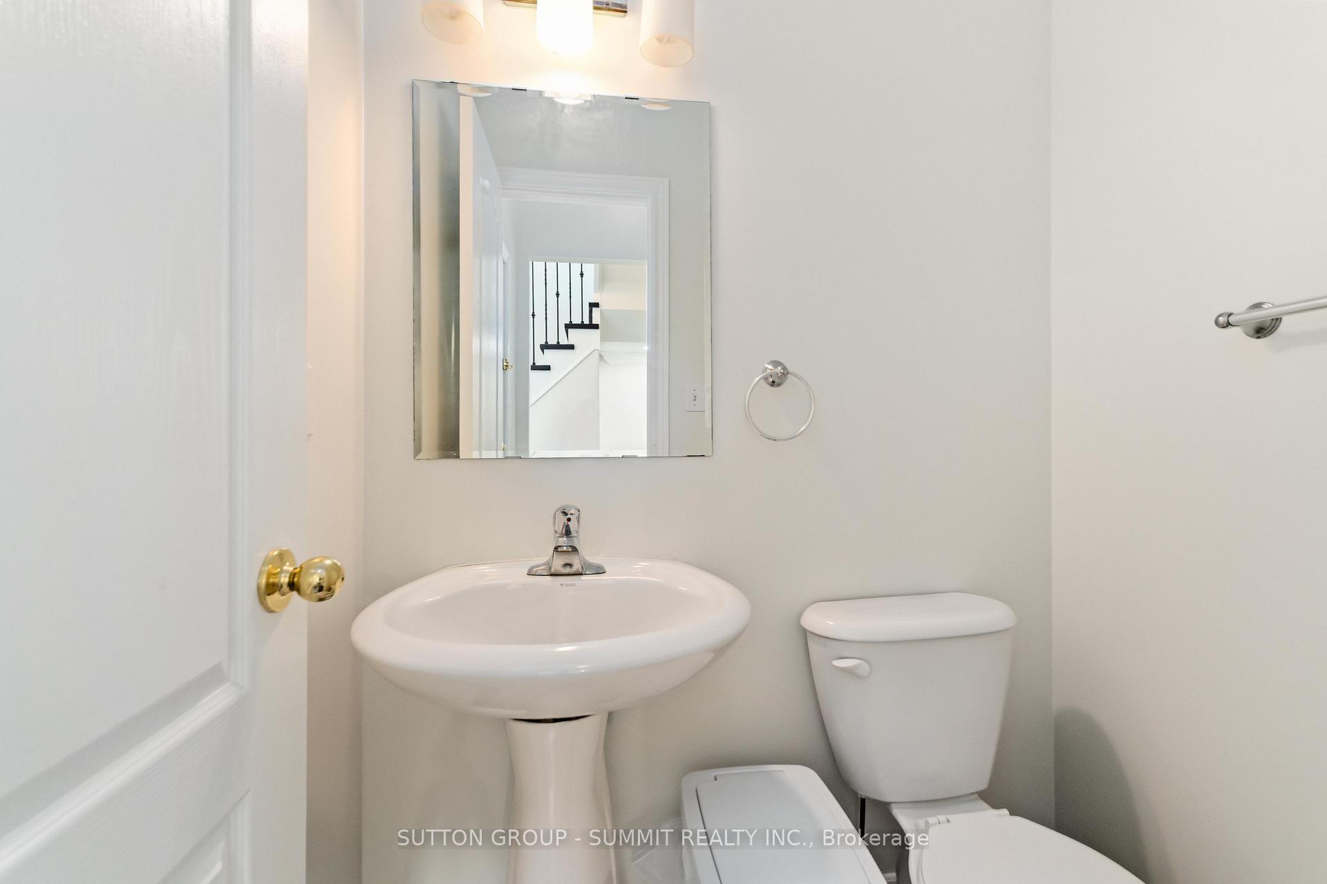 Photo 10 of 74 Cole Street, Hamilton, Waterdown — HOMEH