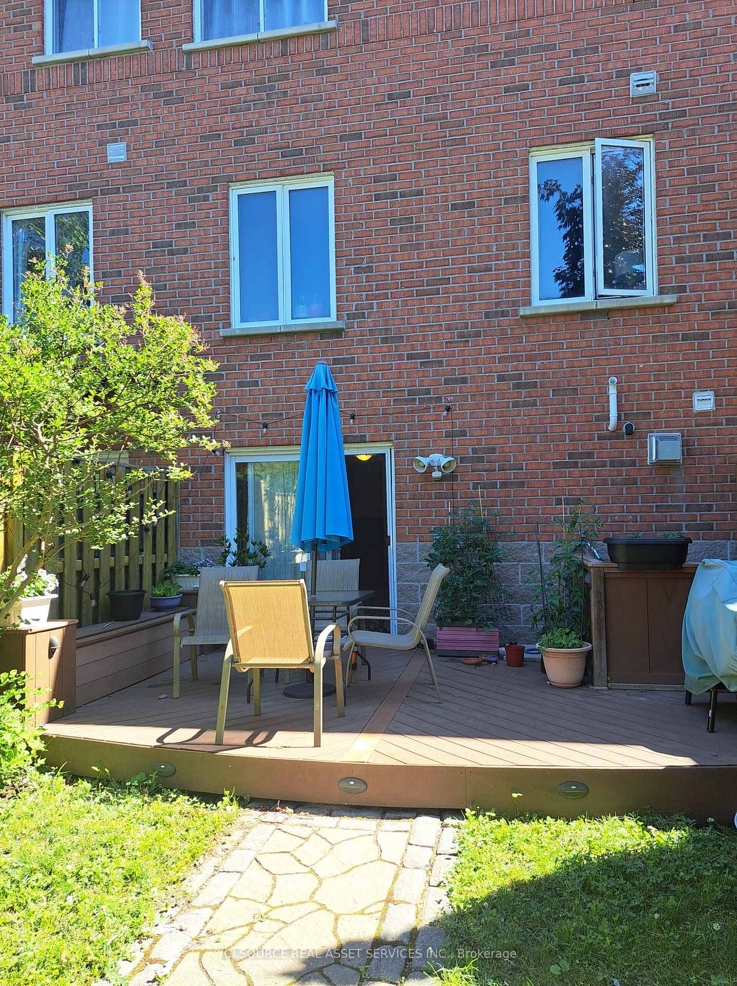 Photo 19 of Unit 4, 120 Railroad Street, Brampton, Downtown Brampton — HOMEH
