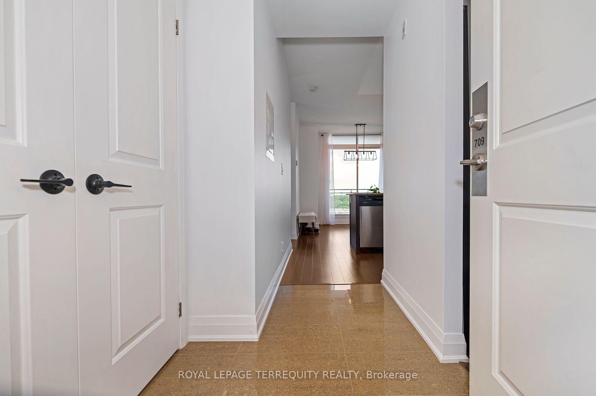 Photo 5 of Unit 709, 12 Woodstream Boulevard, Vaughan, Vaughan Grove — HOMEH