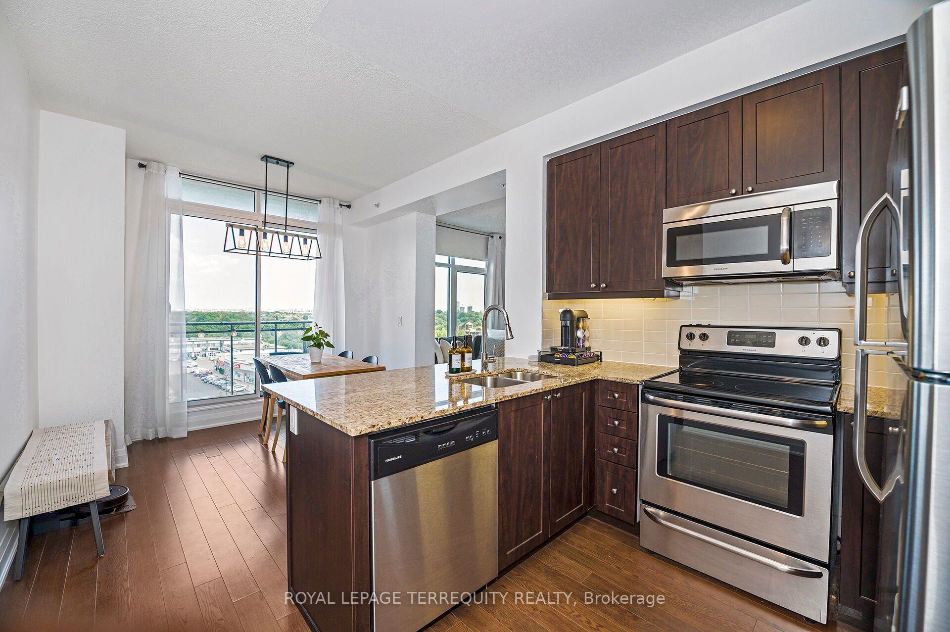 Photo 9 of Unit 709, 12 Woodstream Boulevard, Vaughan, Vaughan Grove — HOMEH