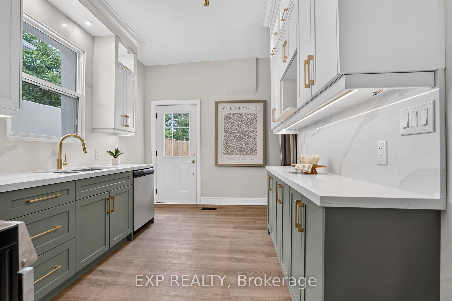 Photo 40 of 118 Cathcart Street N, Hamilton, Beasley — HOMEH