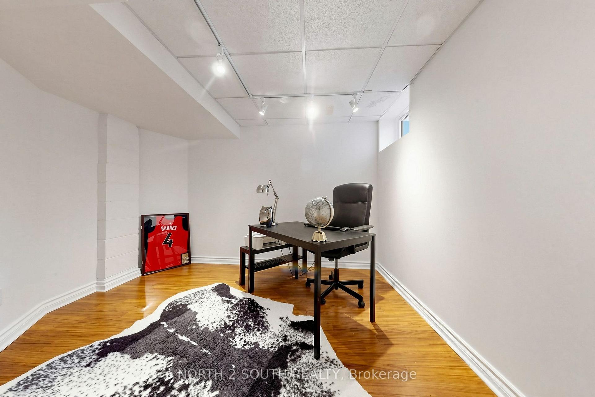 Photo 22 of 263 Thistle Down Boulevard, Etobicoke, Thistletown-Beaumonde Heights — HOMEH